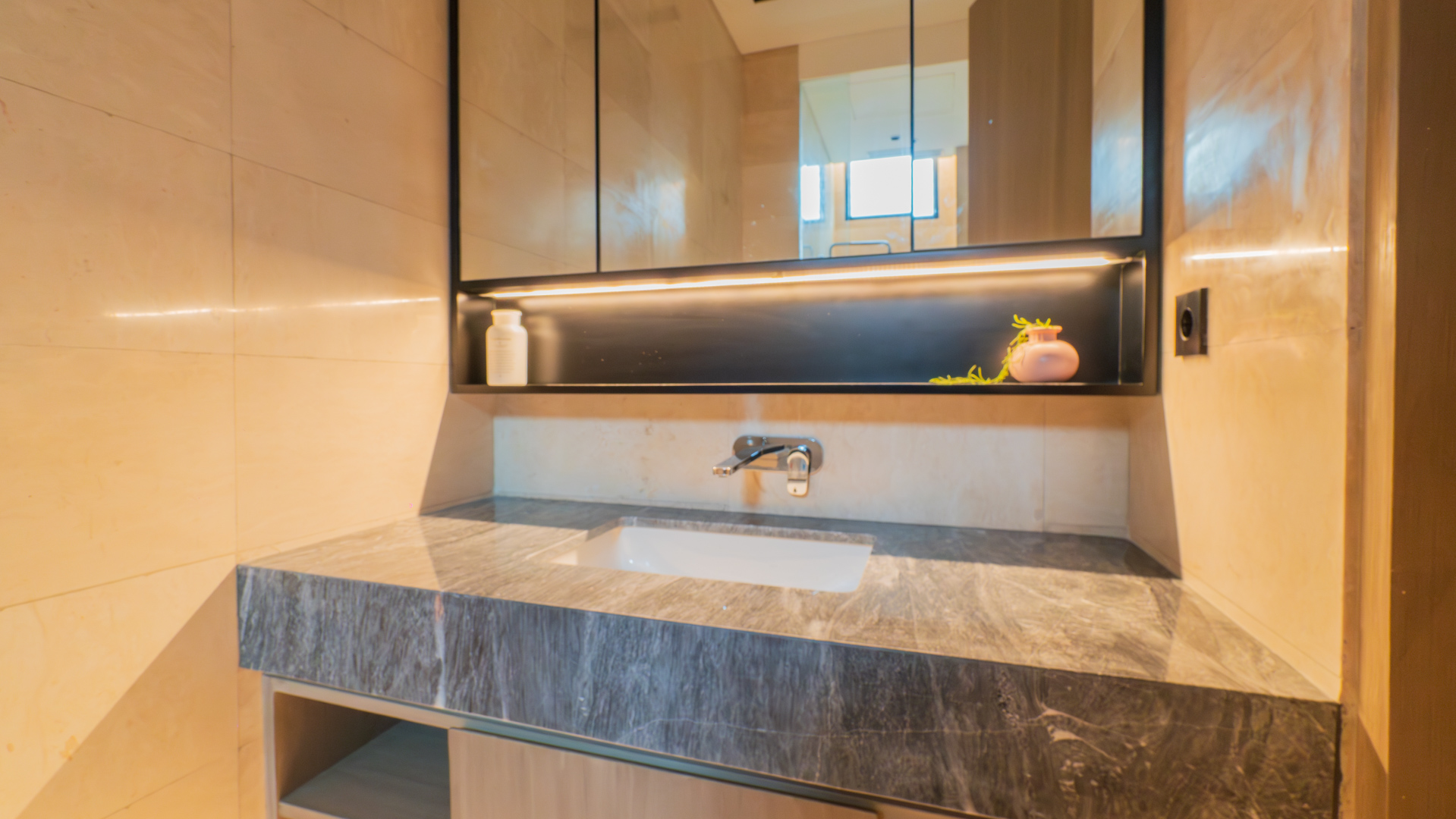 LEPARC-TOWNHOUSE UNIT-WASTAFEL