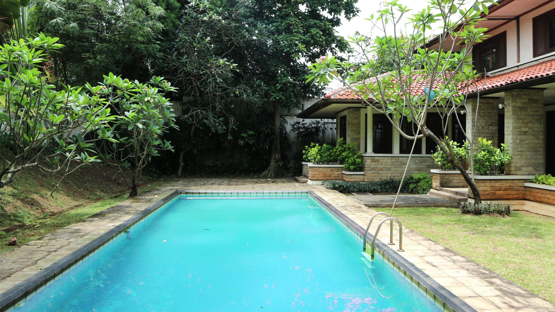 PALM MANSION – 4BR – Private Pool 2