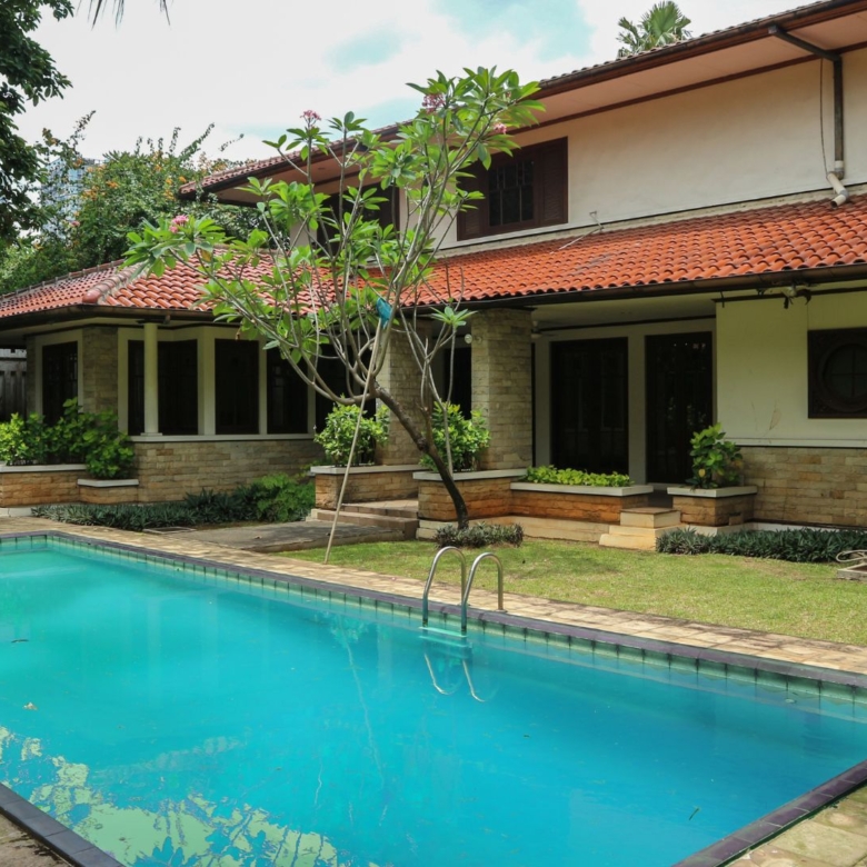 PALM MANSION lebak bulus- 4BR - Private Pool 2 (2)