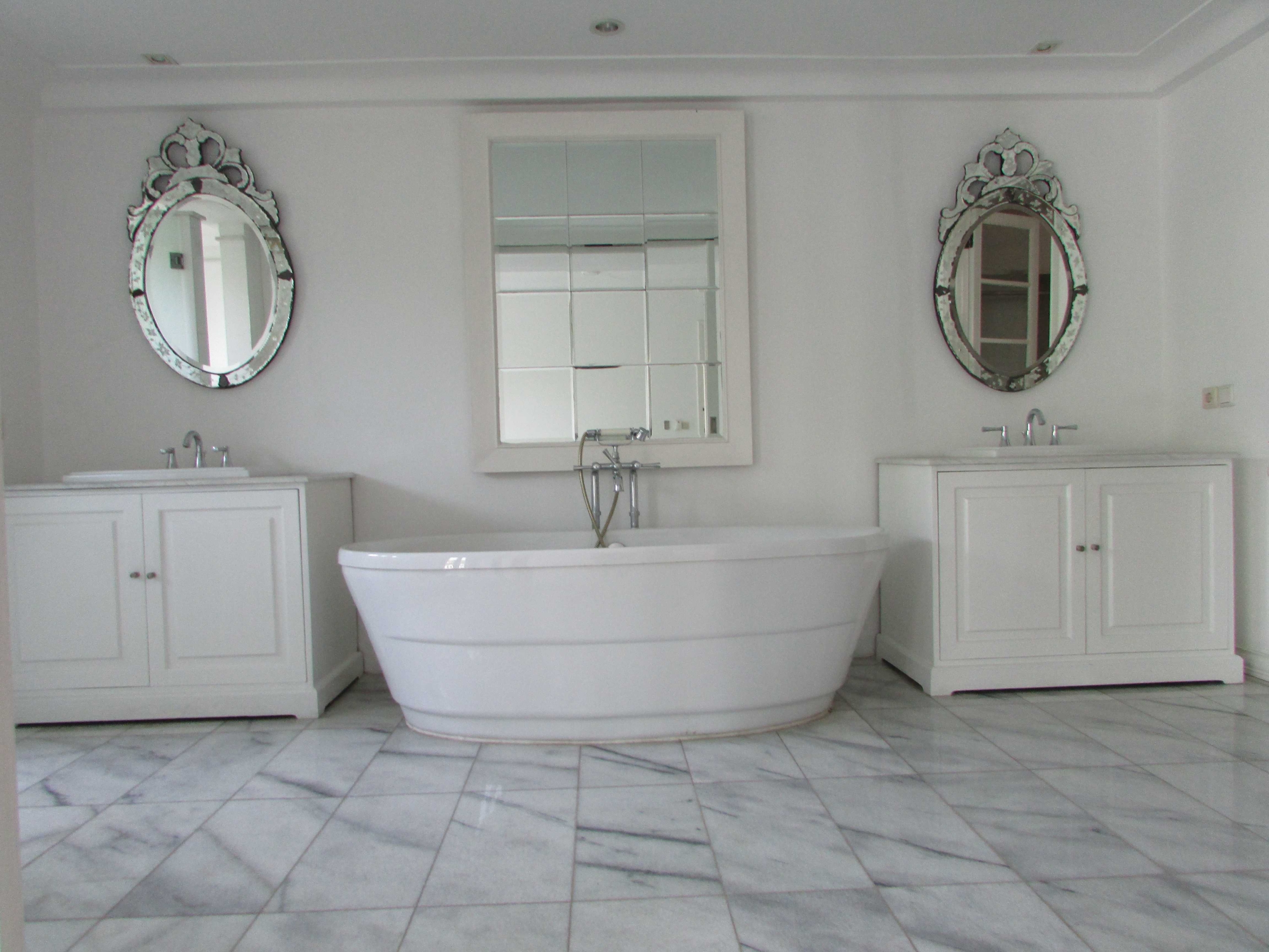 PALM MANSION – 5BR – Bathroom