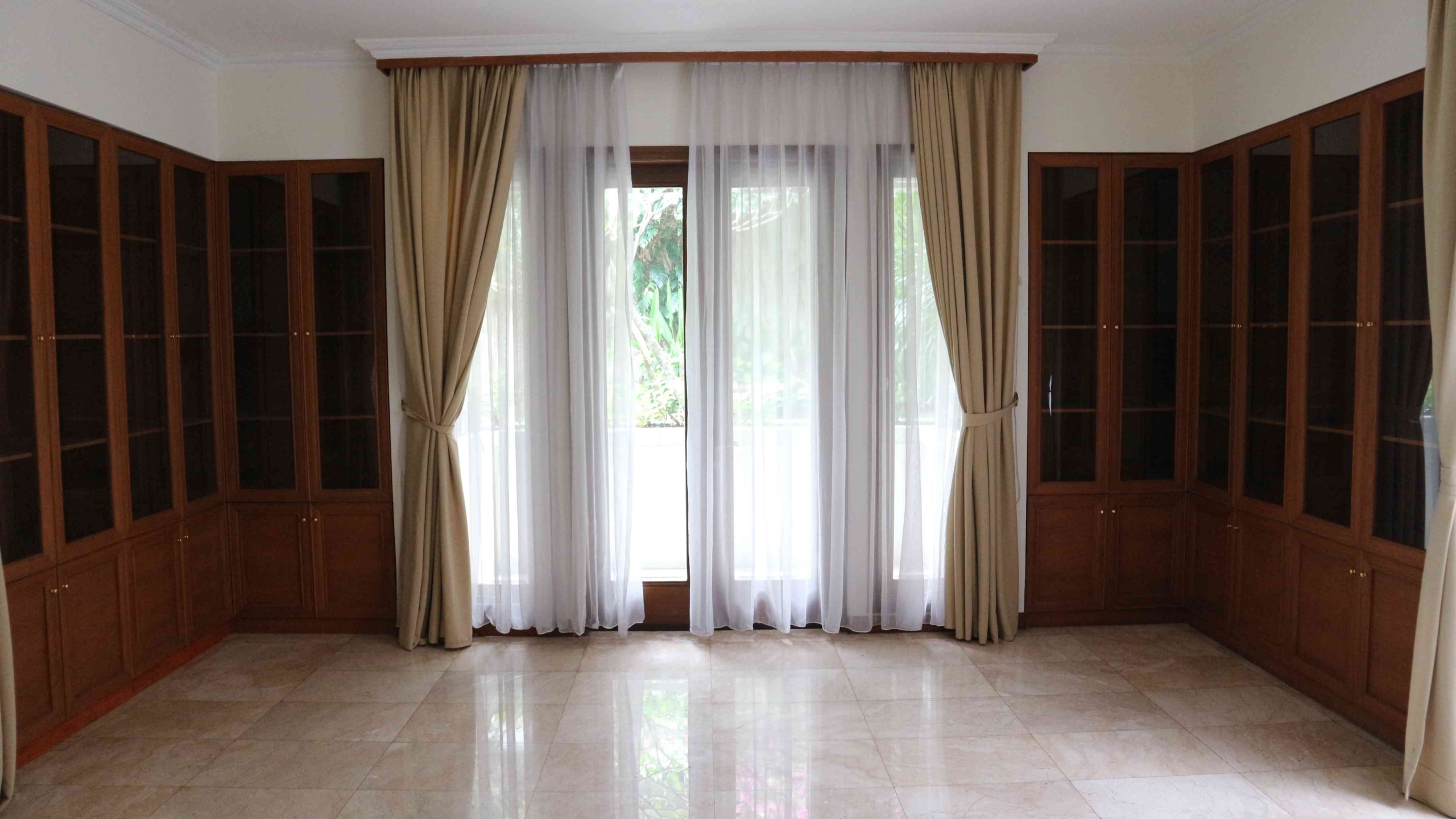 PALM MANSION – 5BR – Bedroom