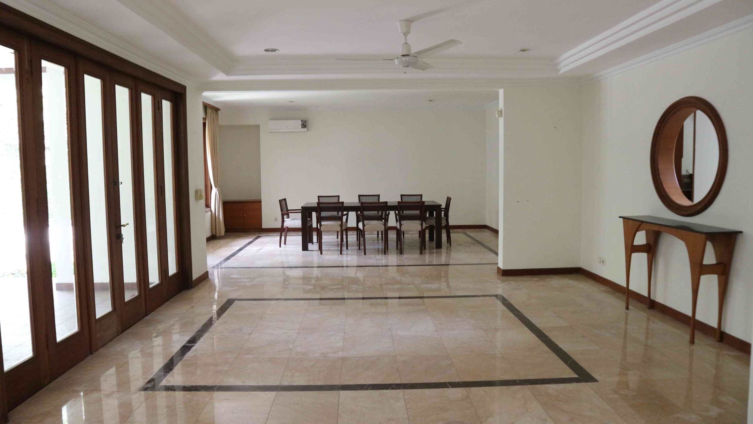 PALM MANSION – 5BR – DiningArea PALM MANSION - 5BR - DiningArea