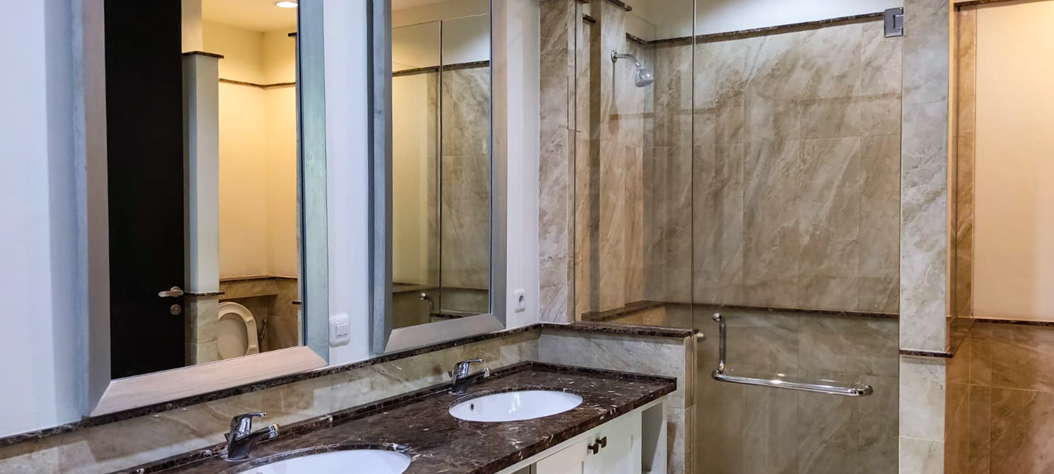 PALM MANSION BUNGUR 37C – 4BR – Bathroom PALM MANSION BUNGUR 37C - 4BR - Bathroom