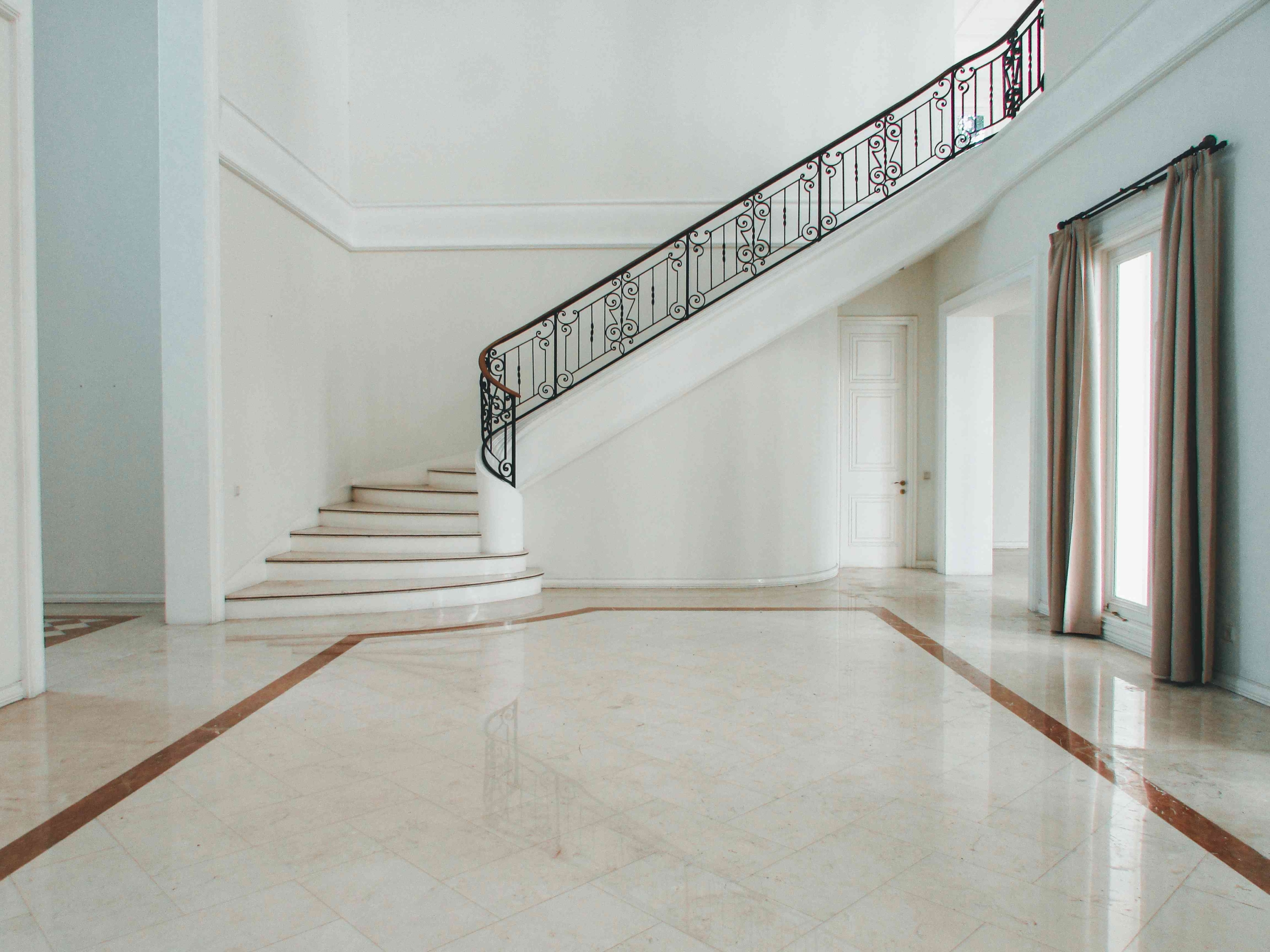 PEJATEN BARAT NO5 – 5BR – LIVING AREA