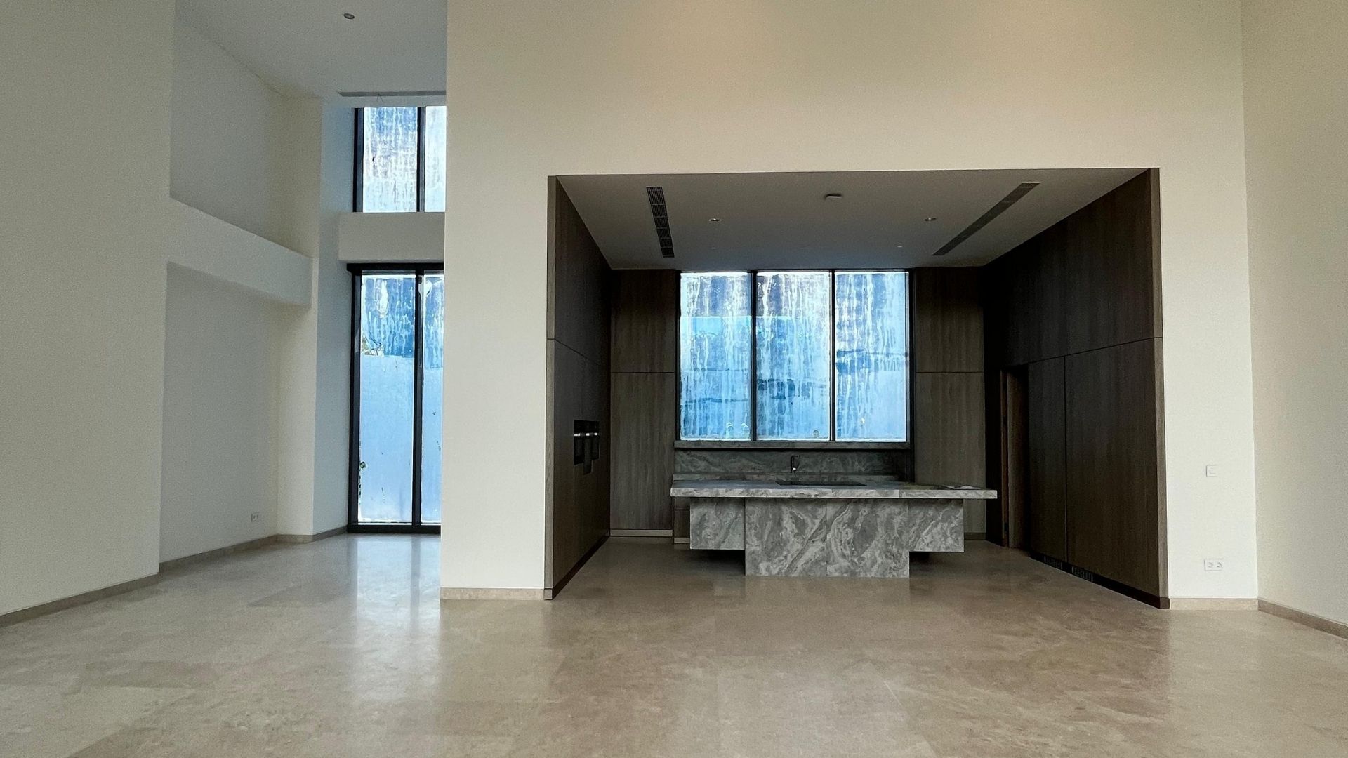 Savyavasa-4BR-Contemporary Style Open Kitchen