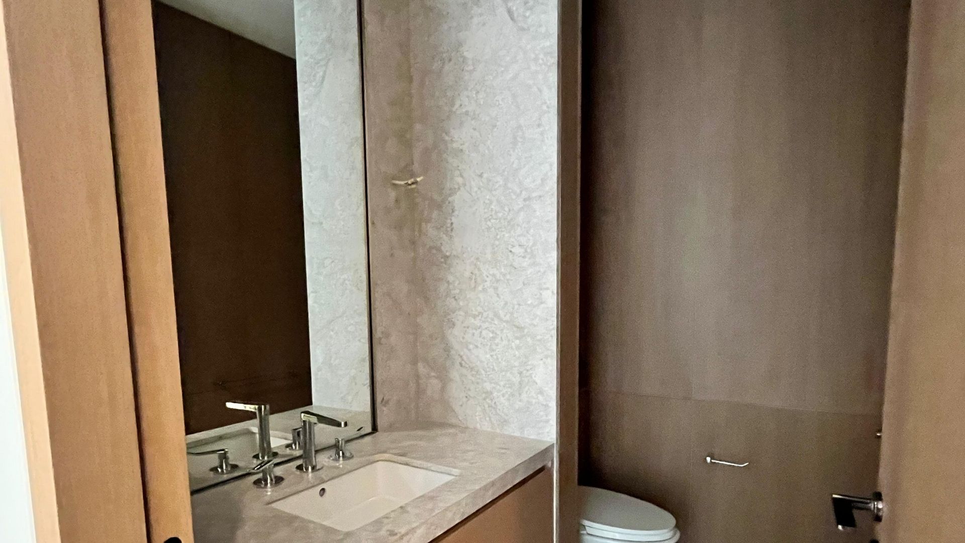 Savyavasa-4BR-Modern Sink