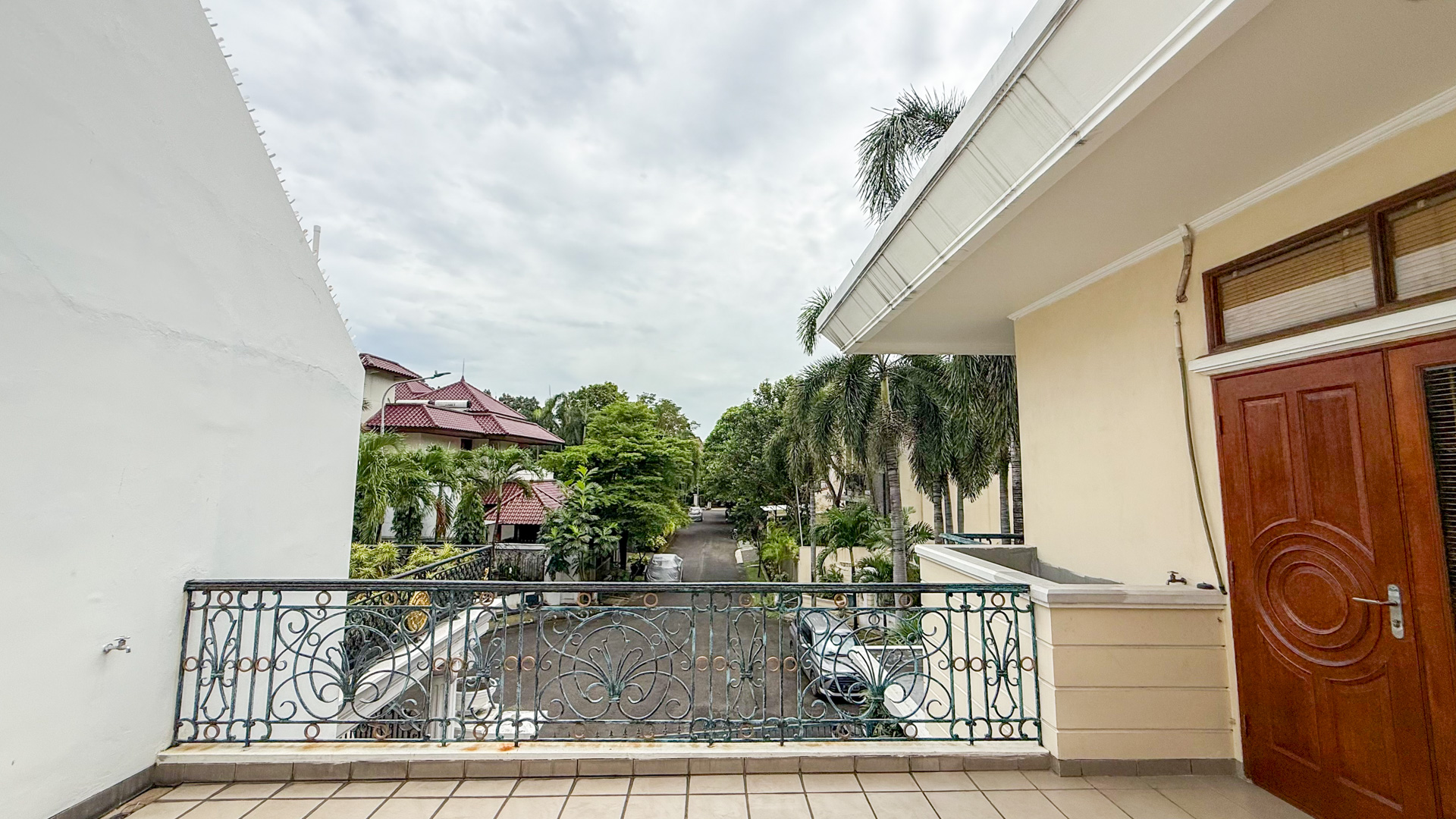 TJBS-RAJAWALIMAS-BALCONY TO STREET VIEW TJBS-RAJAWALIMAS-BALCONY TO STREET VIEW