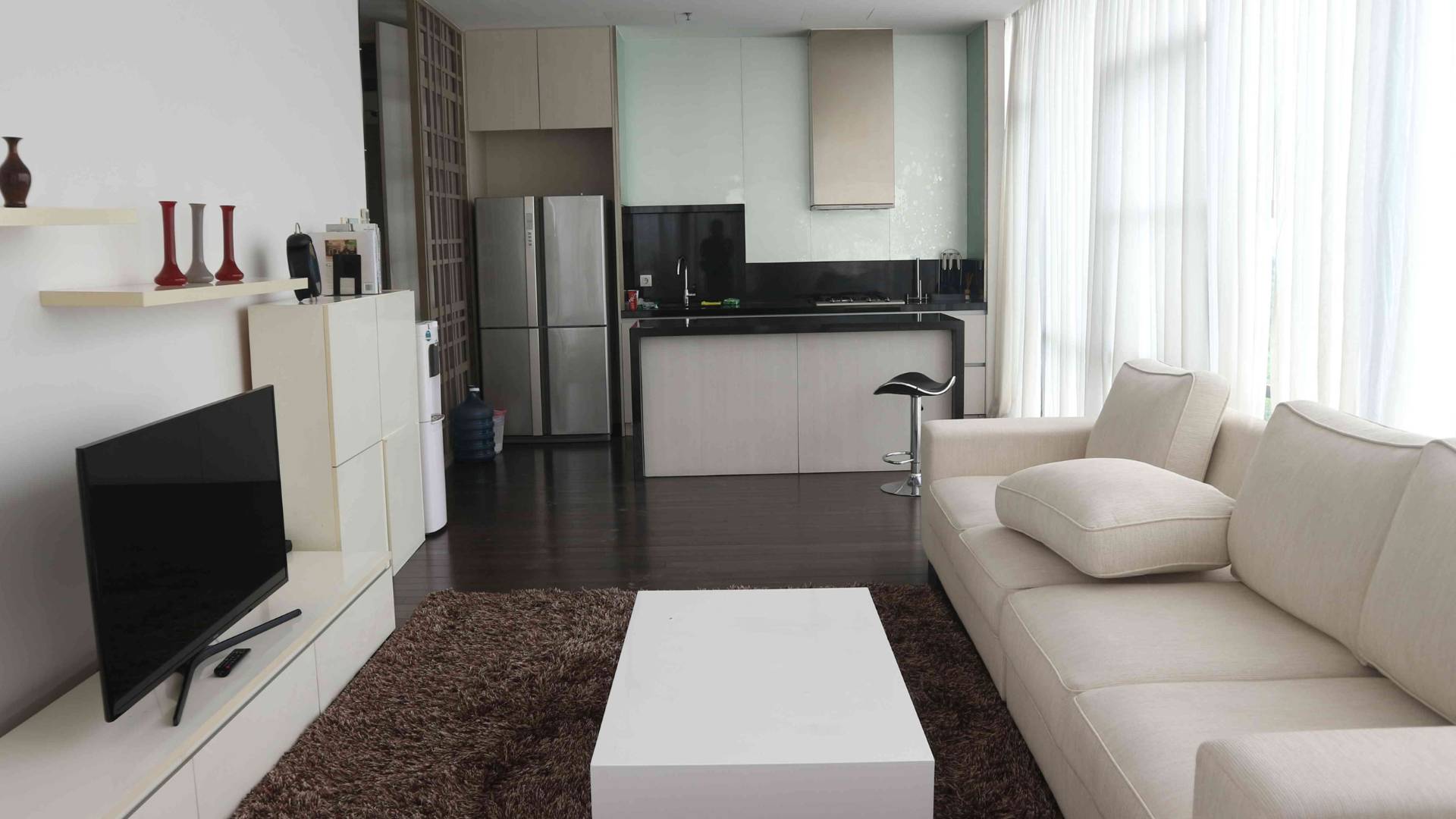 VERDE ONE-3BR-LIVING ROOM OPEN SPACE TO KITCHEN AREA VERDE ONE-3BR-LIVING ROOM OPEN SPACE TO KITCHEN AREA