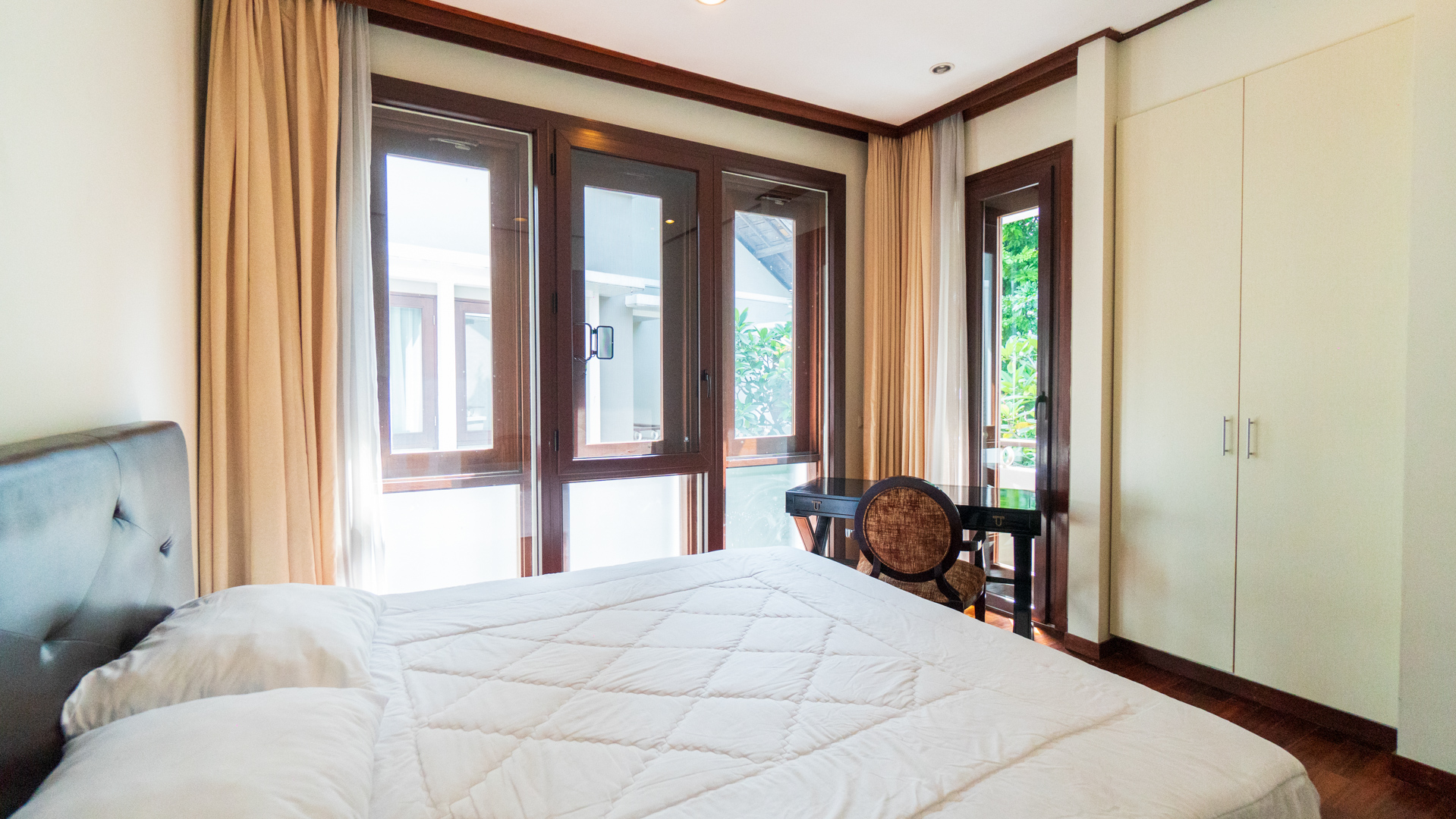 Veranda Compound 1 Unit E-Bedroom View to Window