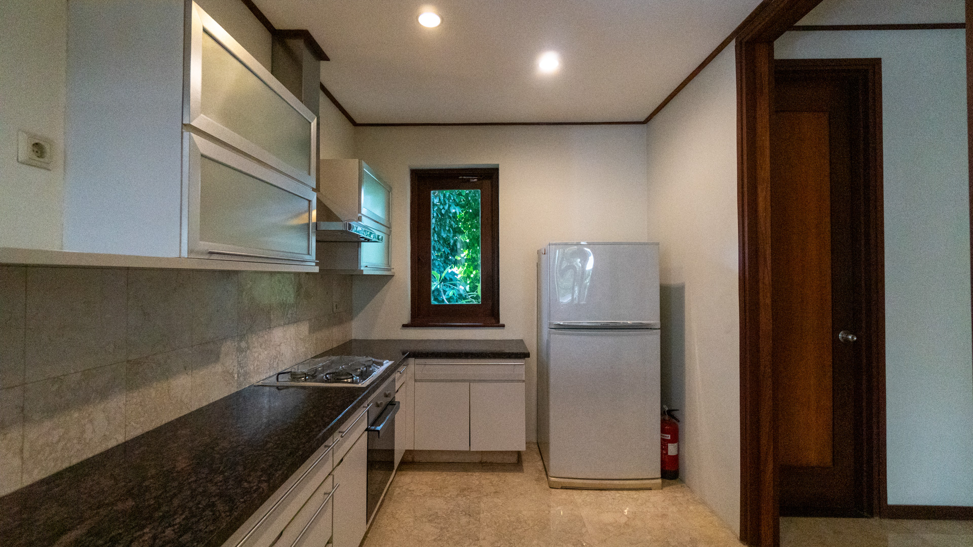 Veranda Compound 1 Unit E-Kitchen