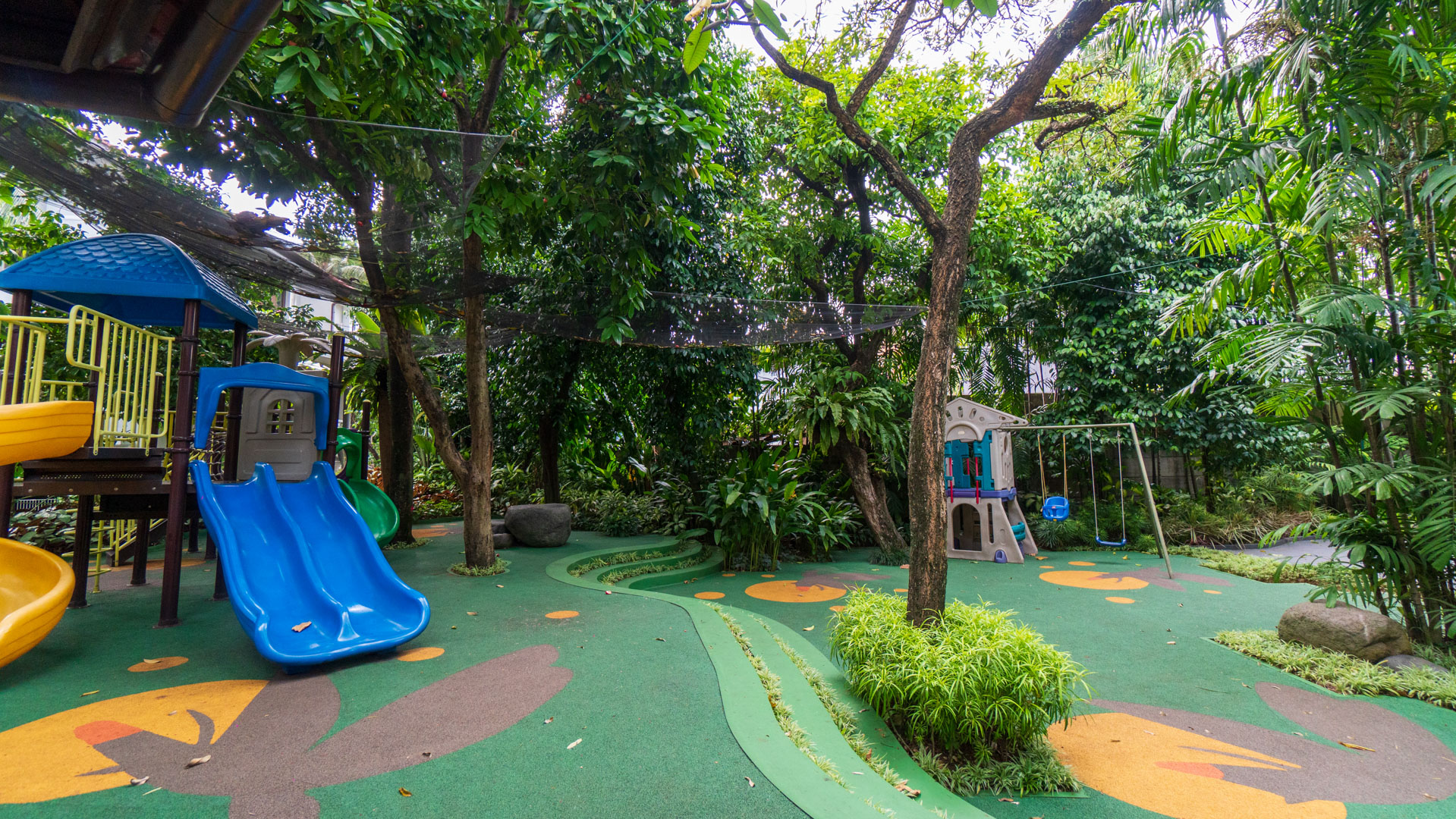 Veranda Compound-Mini PlayGround 2