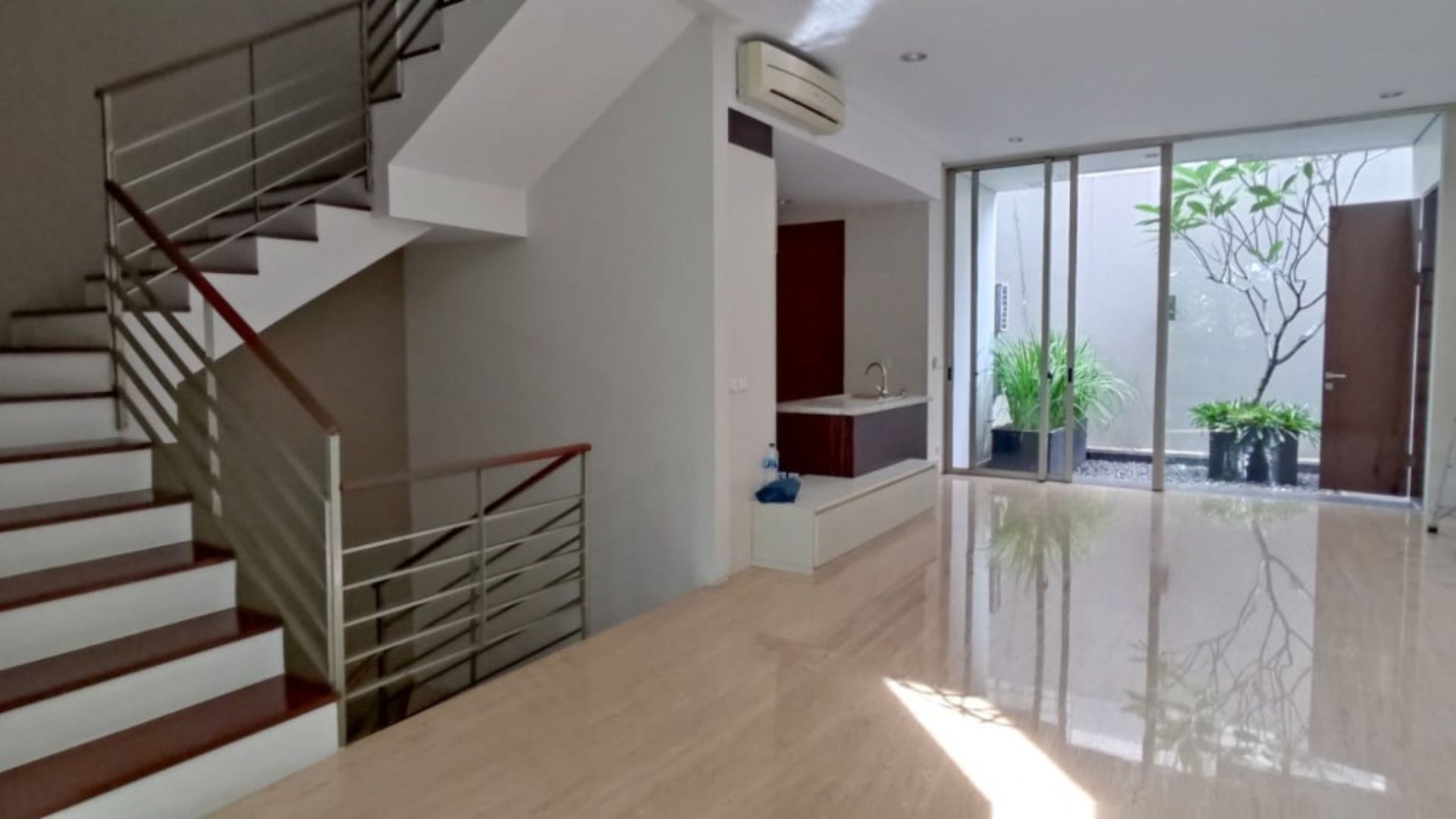 Villa Veranda 2 – 4 Br-2nd Floor