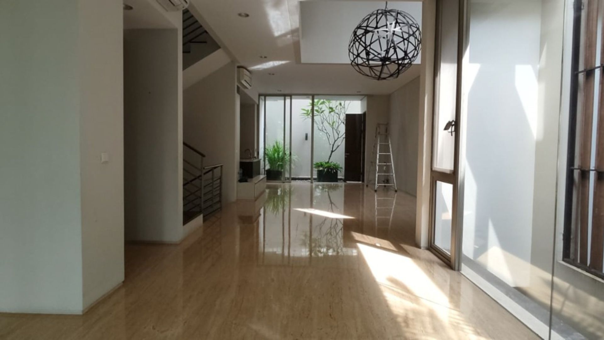 Villa Veranda 2 – 4 Br- 2nd Floor