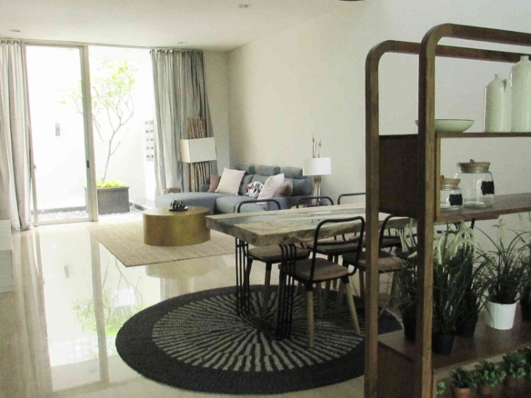 Villa Veranda 2 - 4 Br- Living Room 1