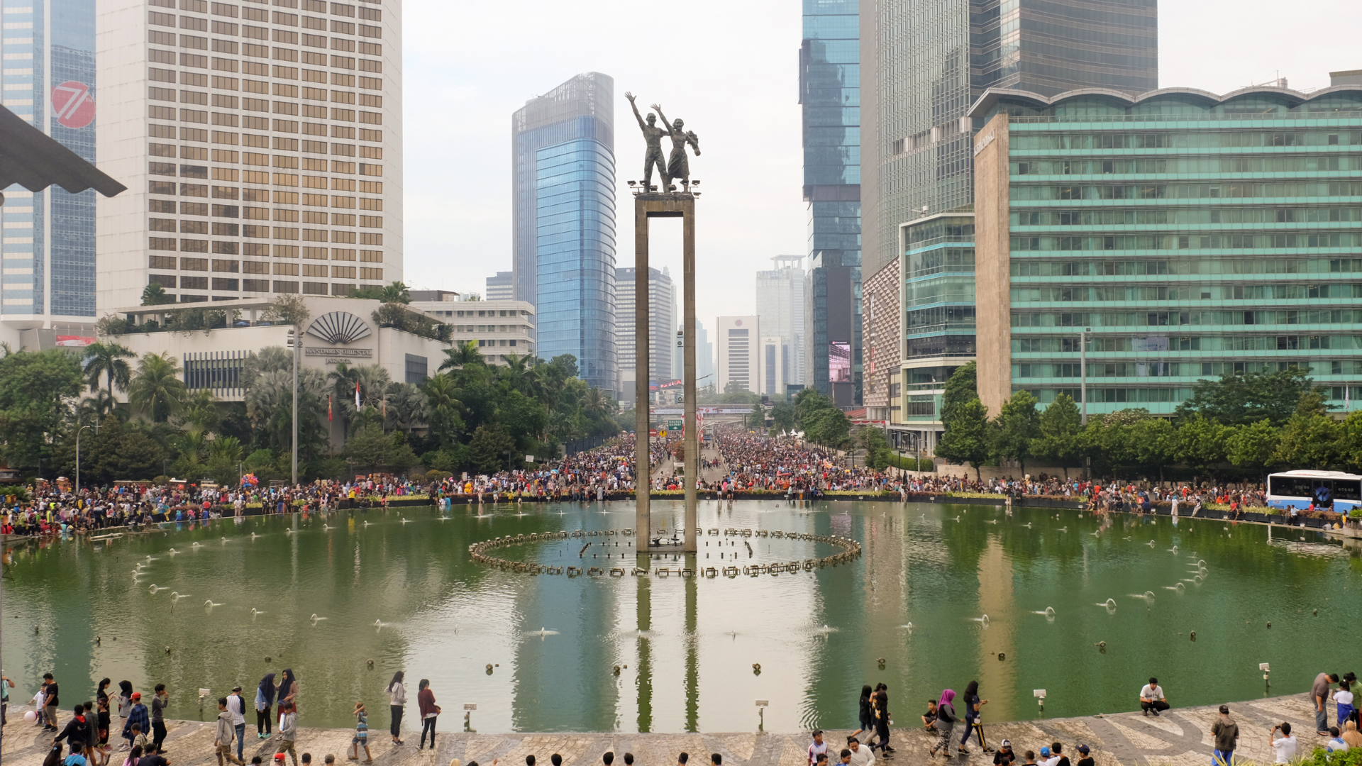 car-free day in jakarta