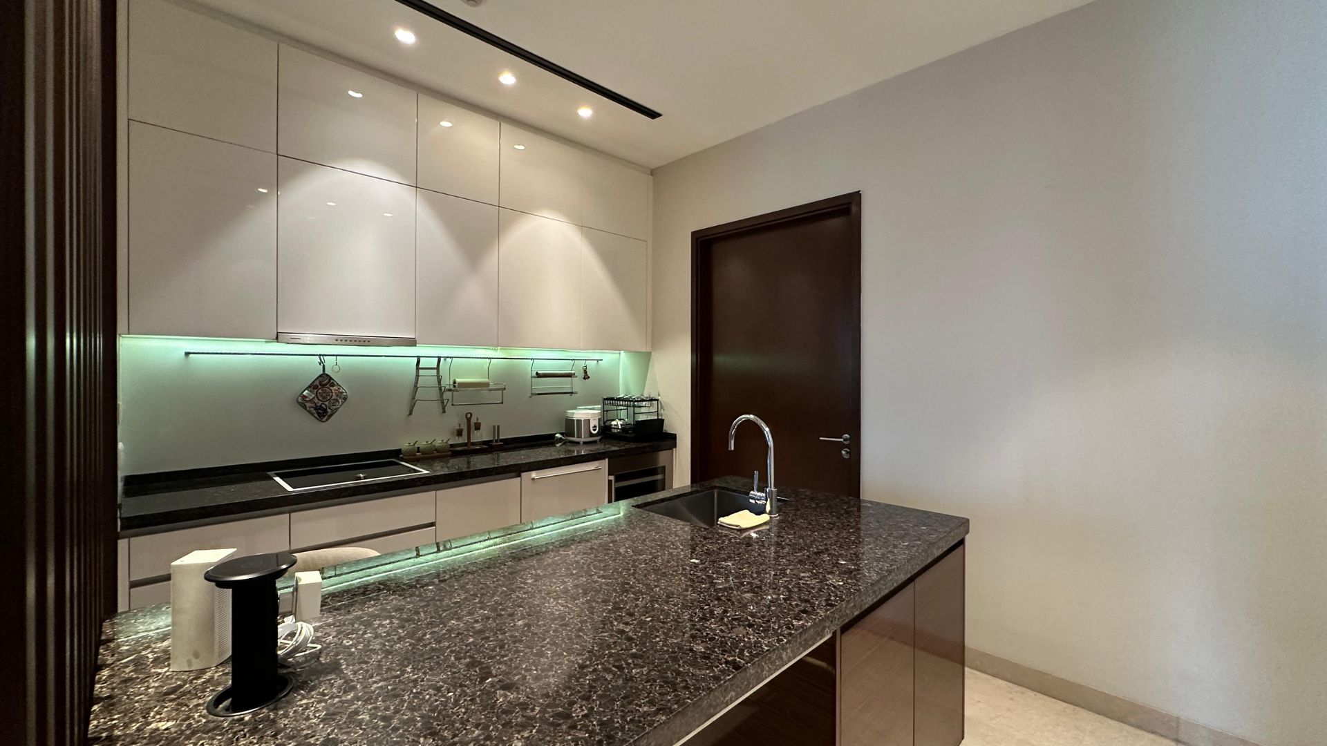 Anandamaya-4BR-Kitchen Grand 4BR Signature Residence – Anandamaya Sudirman