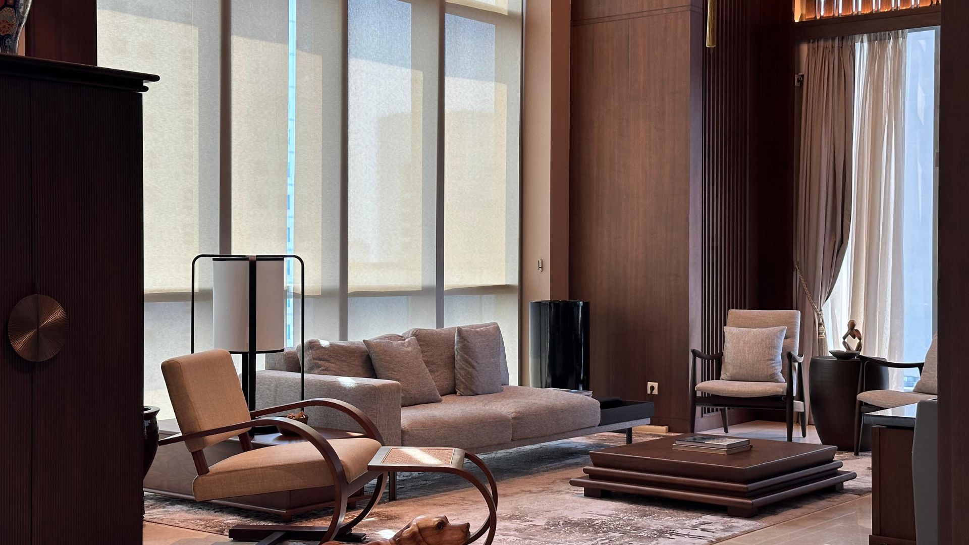 Anandamaya-4BR-Wide Livingroom Grand 4BR Signature Residence – Anandamaya Sudirman