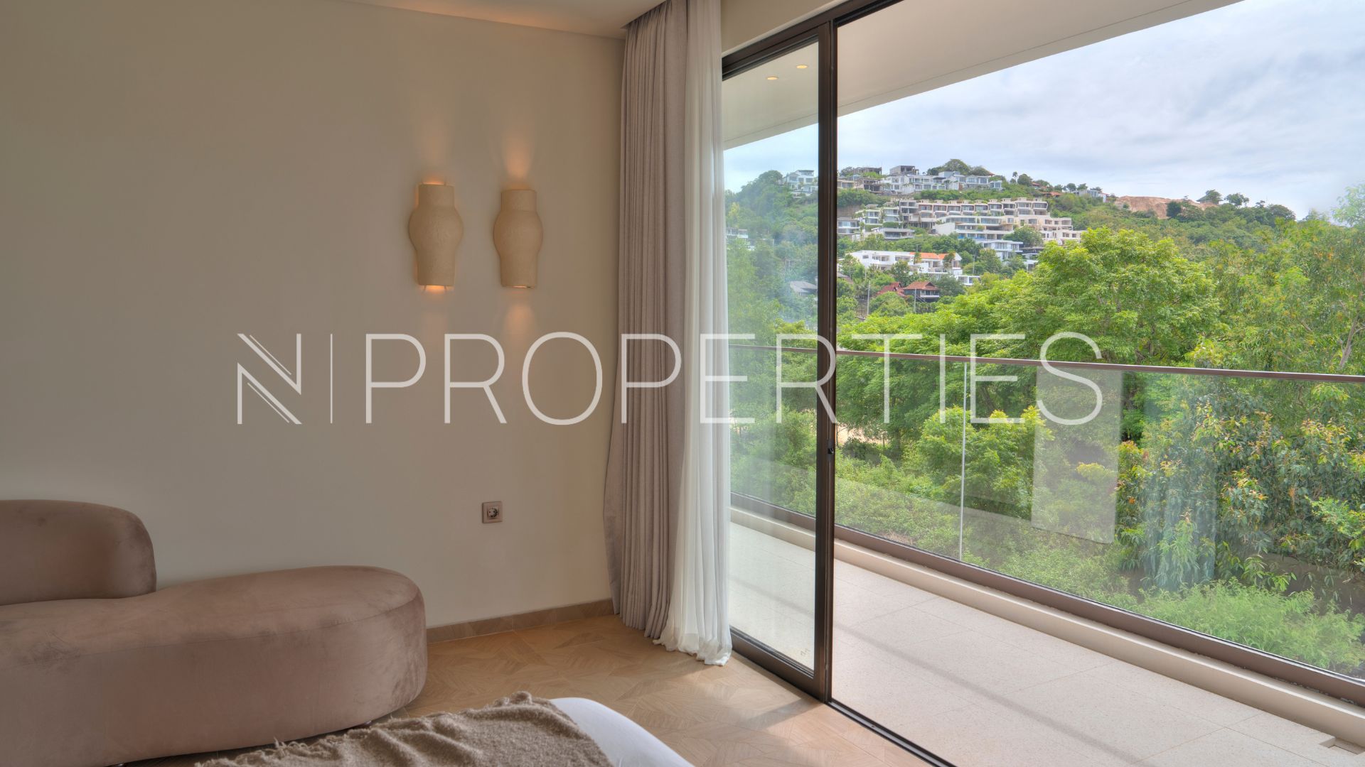 Private 4BR Residence – Villa Batu Bingin