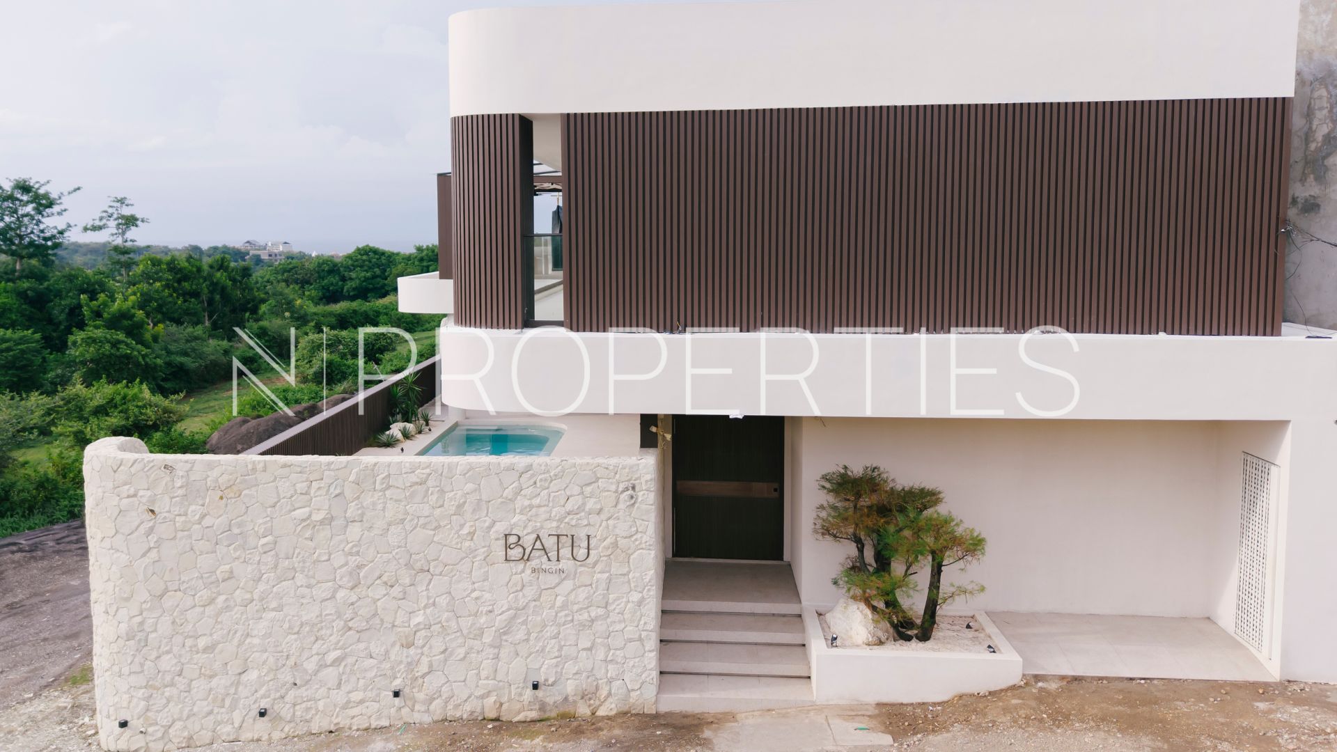 Contemporary 4BR Villa Batu Bingin Bali