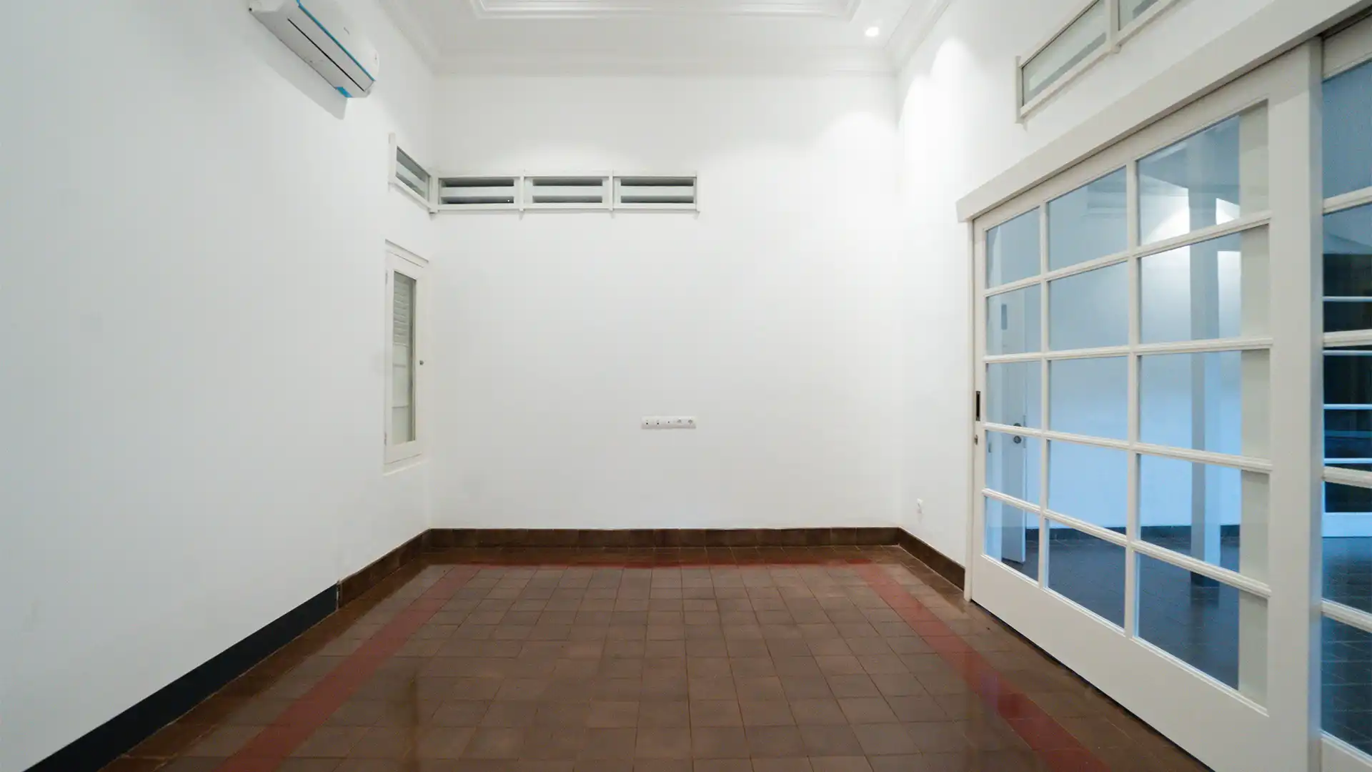 Elegant Private House at Menteng