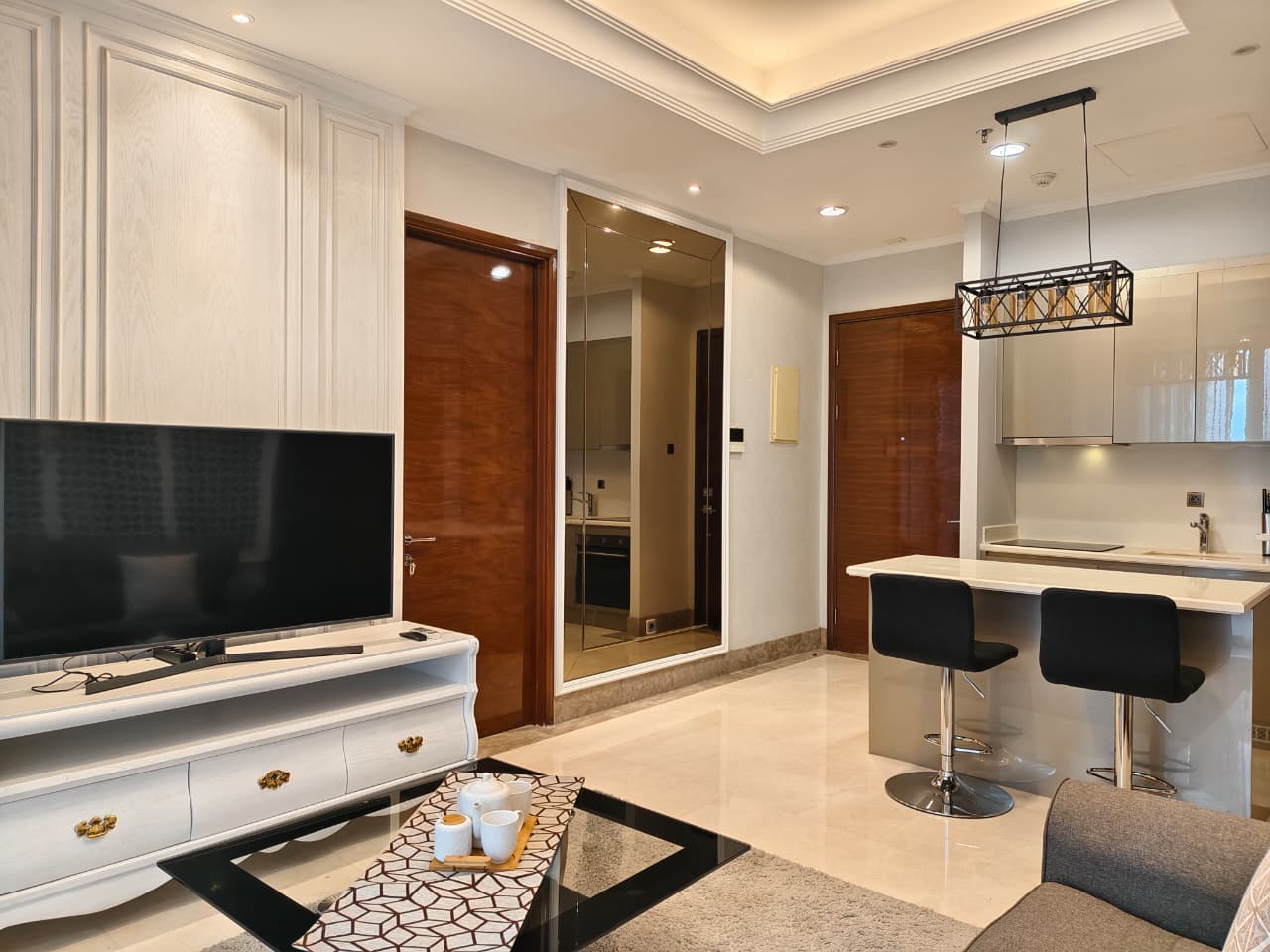 DISTRICT171-2BR-DINING AREA