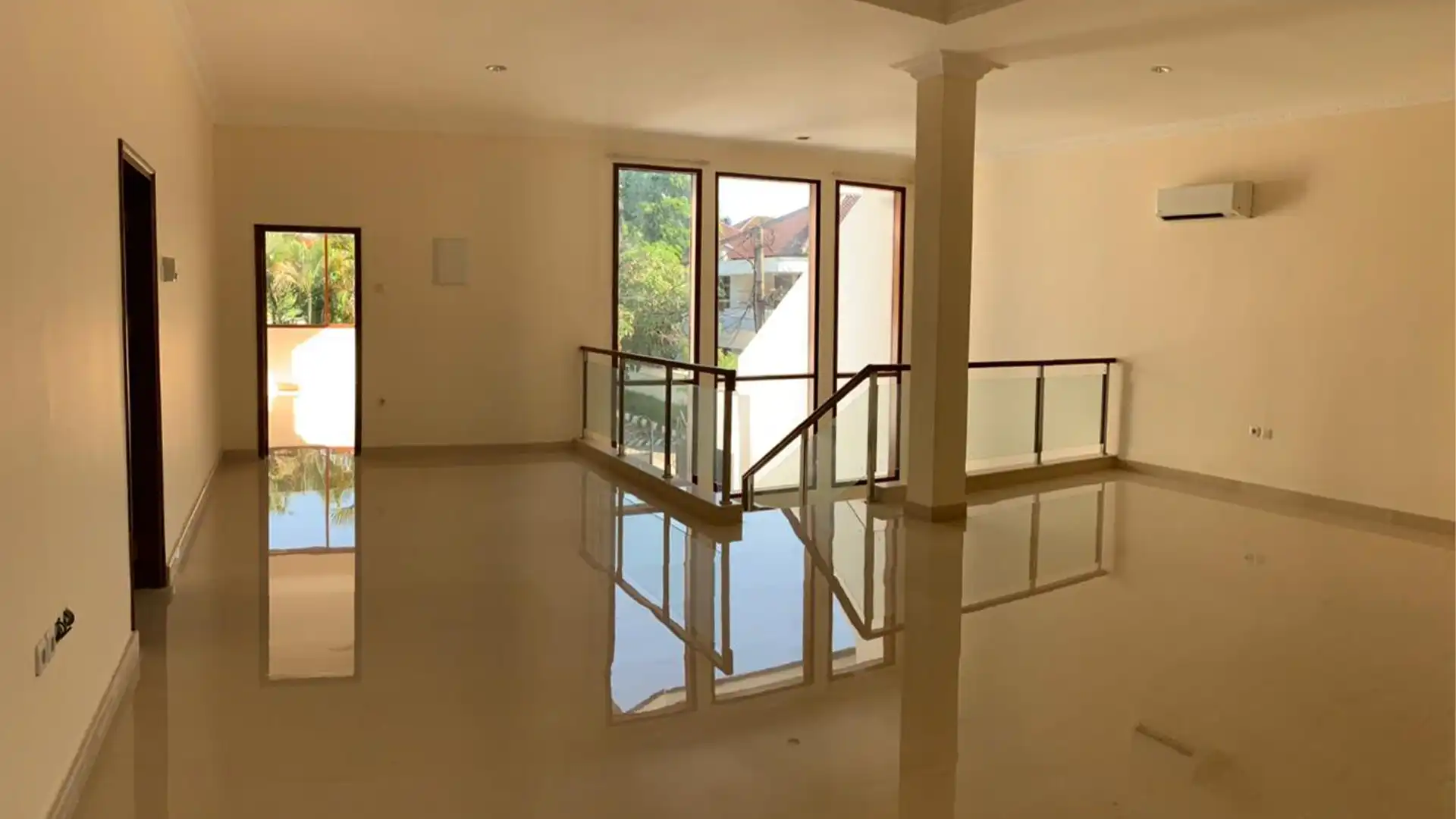 Executive Paradise-4BR-Family Room at Second Floor Elegant Residence – Executive Paradise