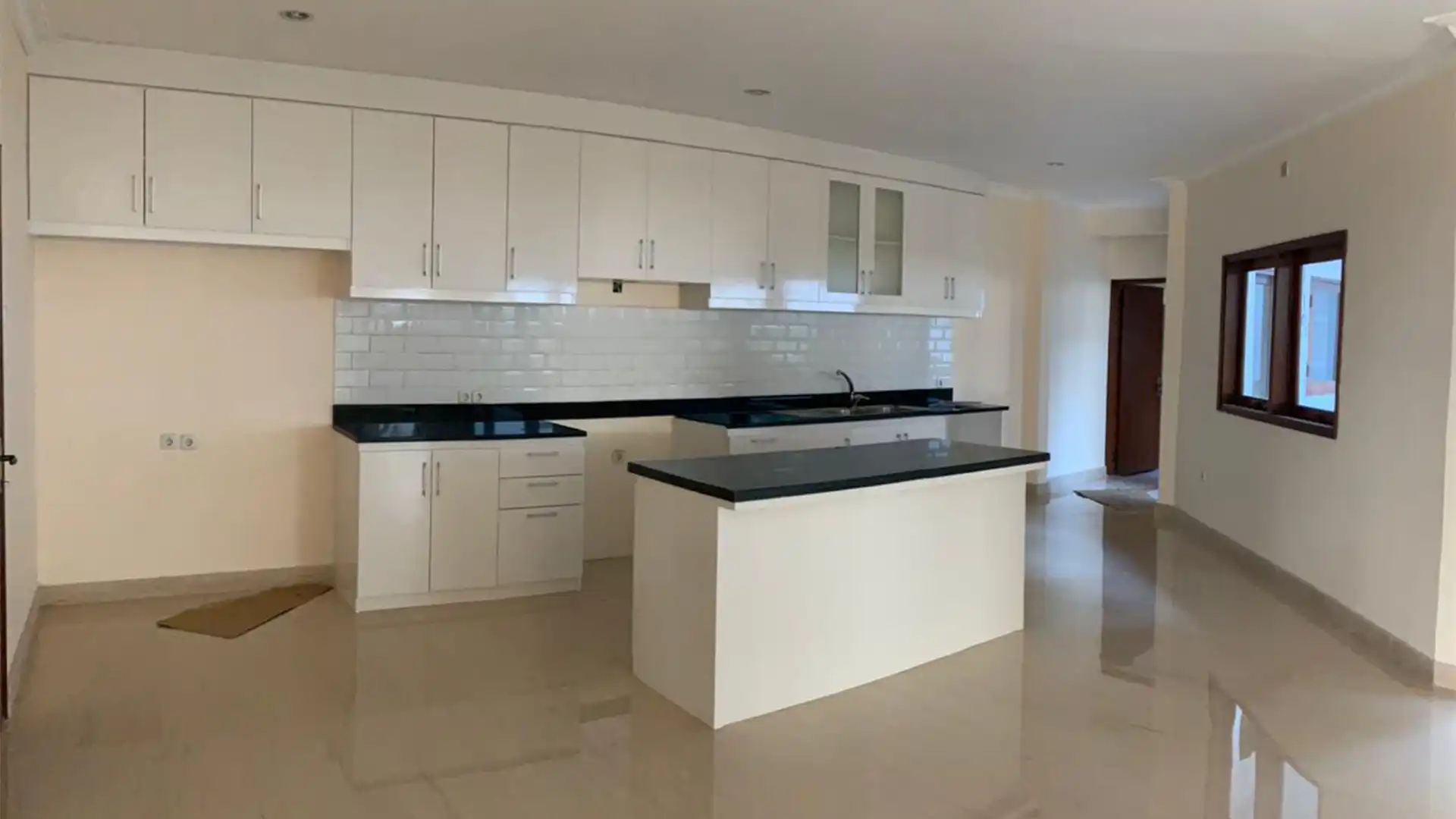 Executive Paradise-4BR-Kitchen Area Elegant Residence – Executive Paradise
