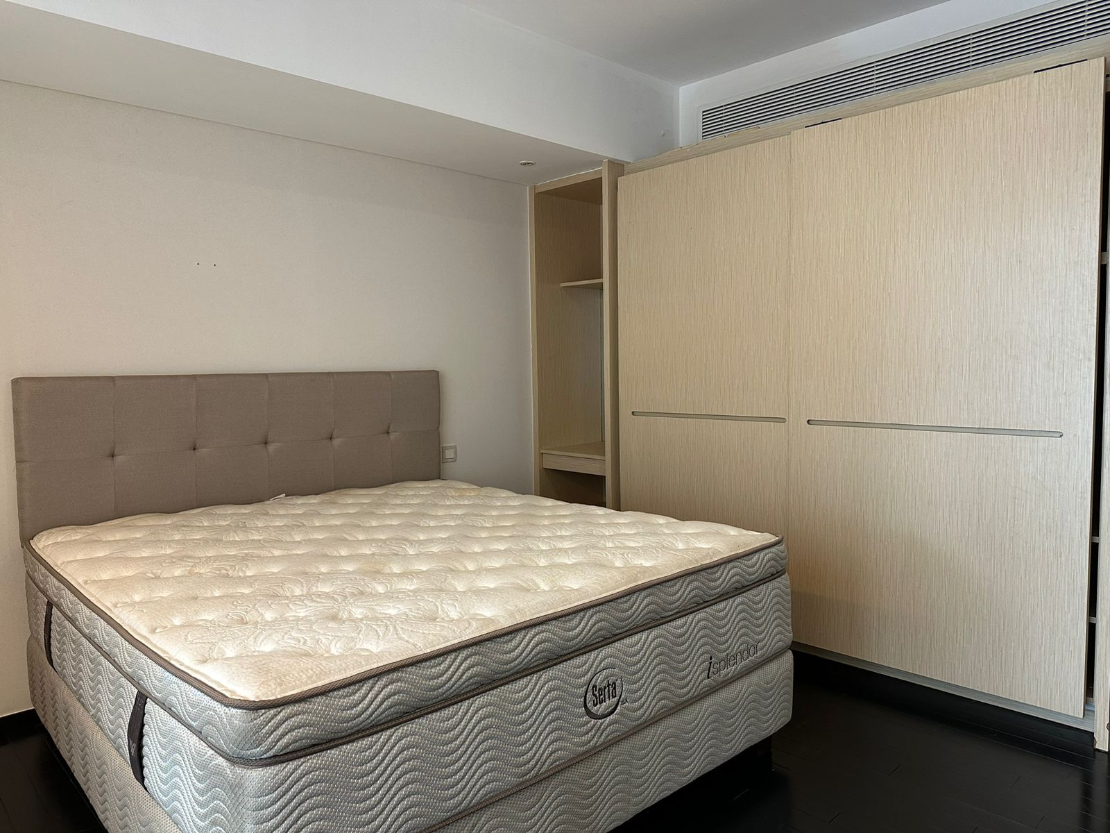 Comfortable 2BR Residence – Verde One