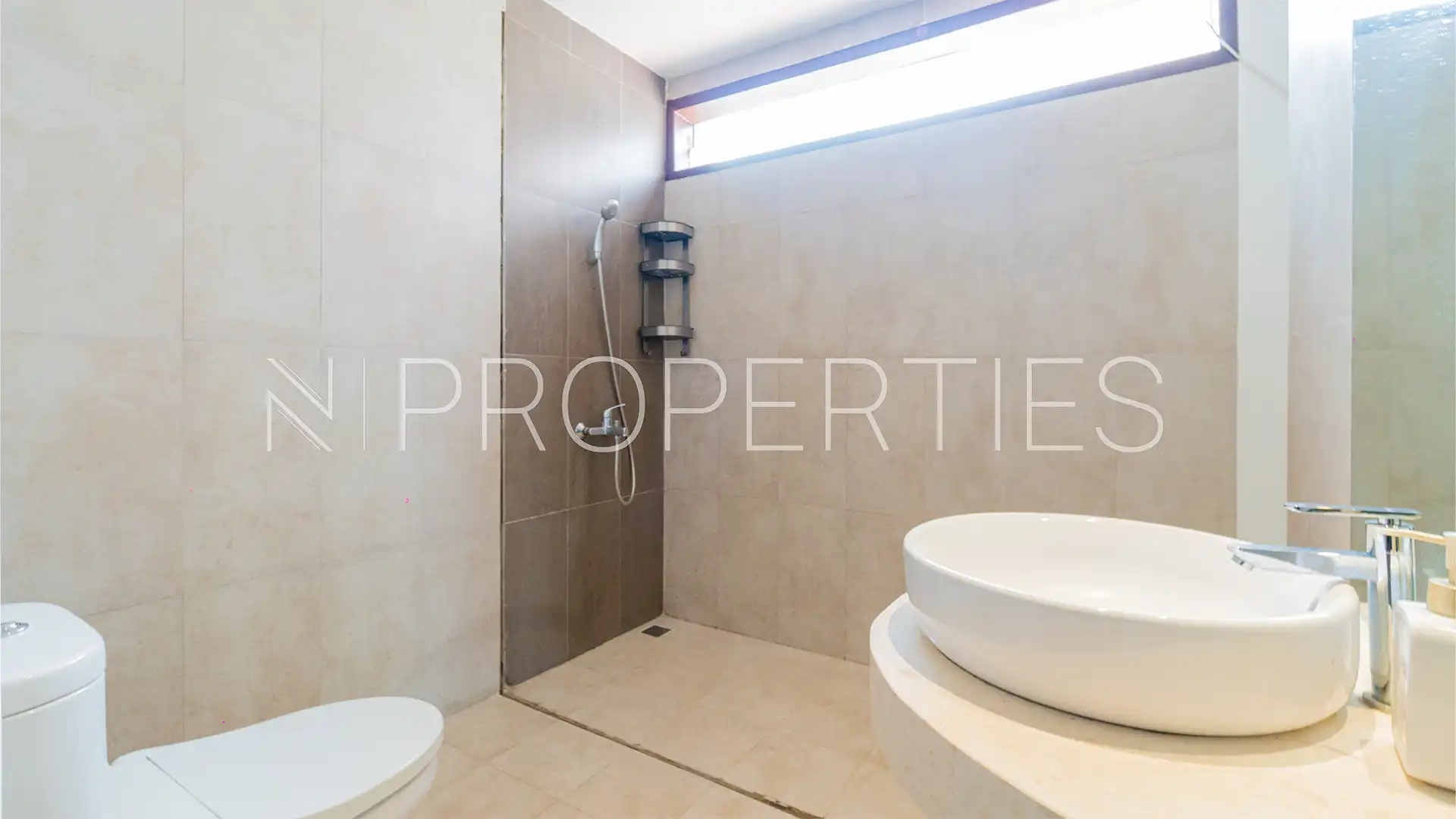 Jaya Mandala-No.10-4BR-Bathroom 3 Prestigious Stand-Alone Residence in Kuningan
