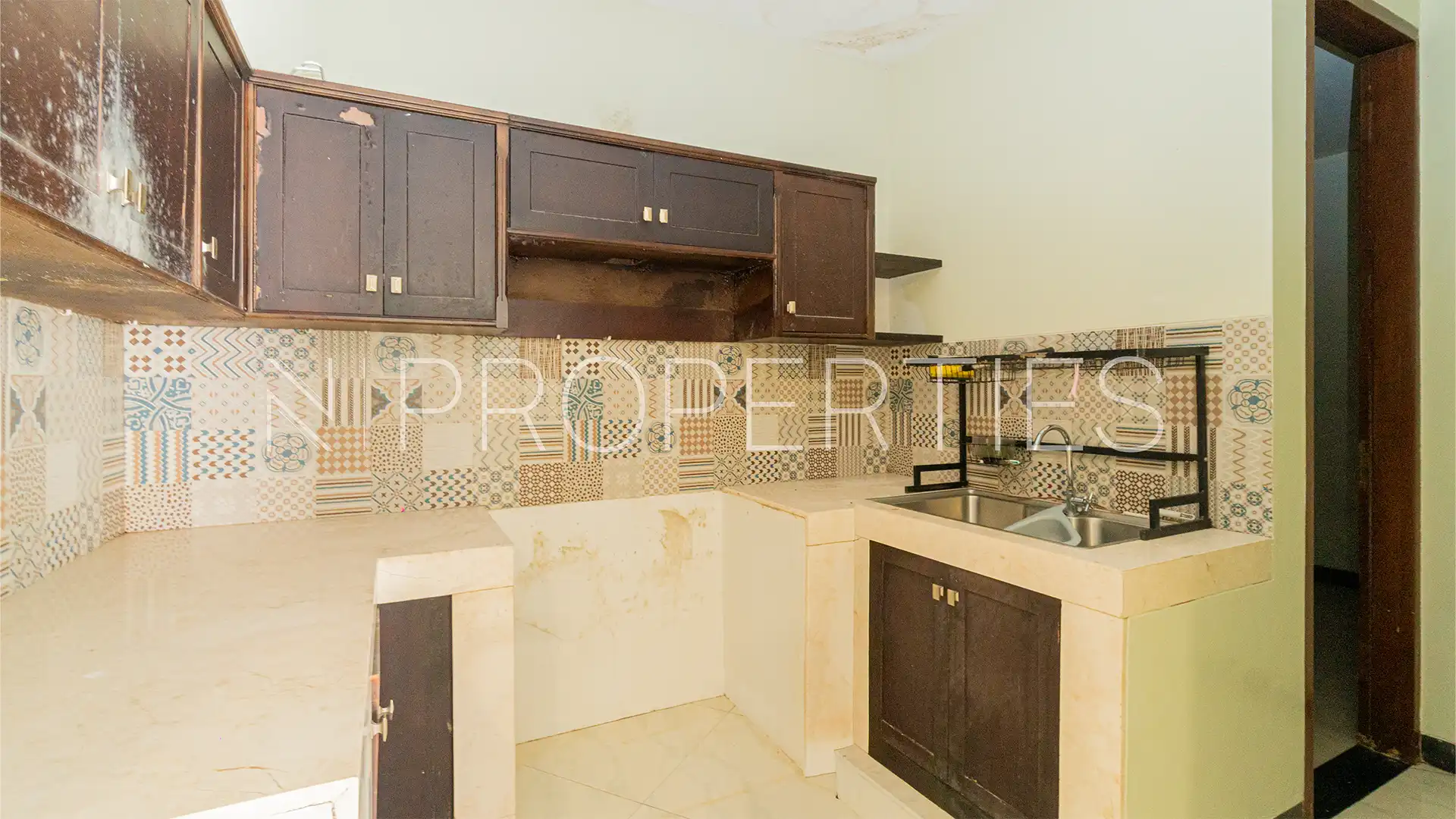 Jaya Mandala-No.10-4BR-Dry Kitchen Prestigious Stand-Alone Residence in Kuningan