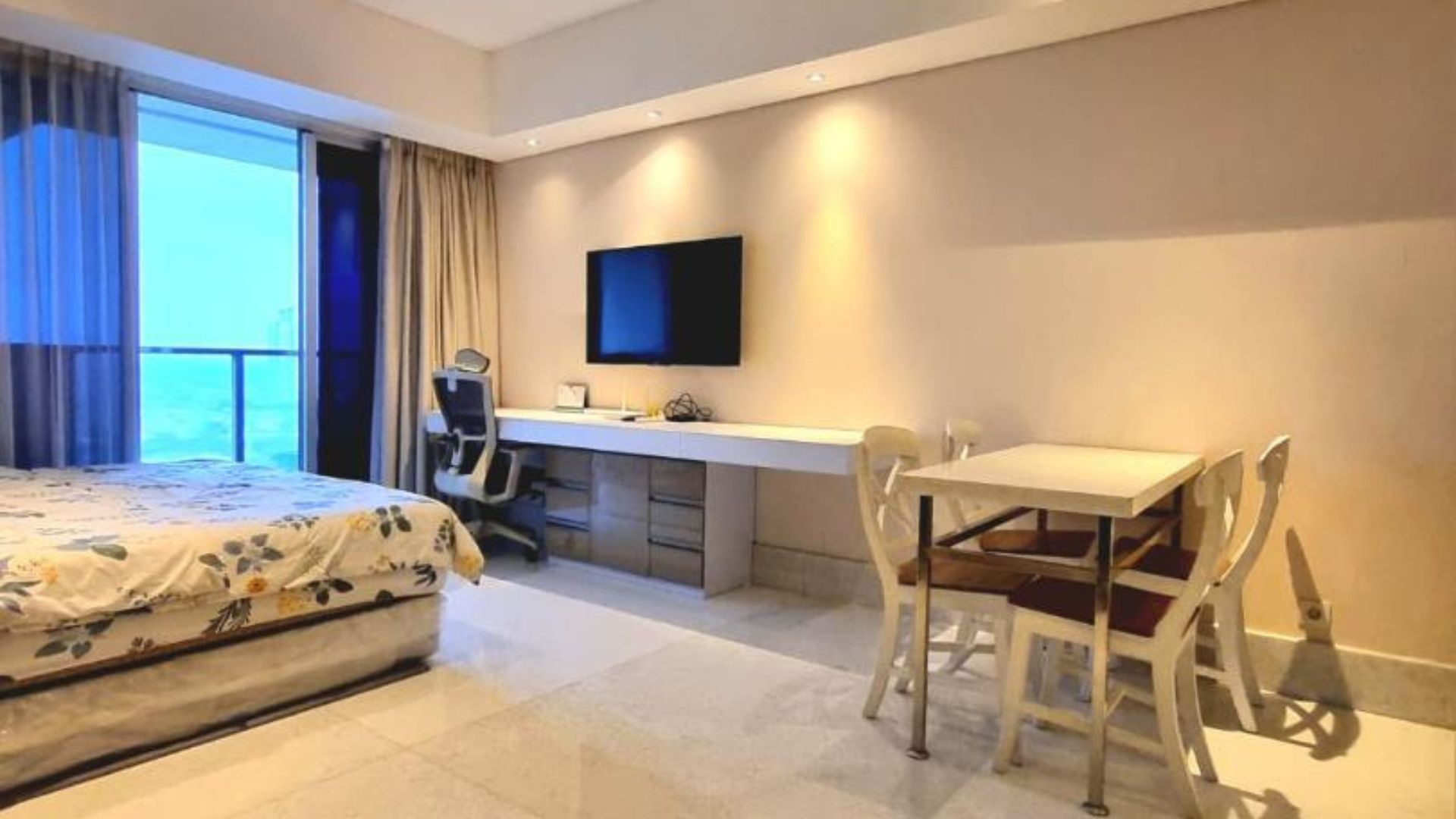 Kemang Village Residence – Modern 1BR Urban