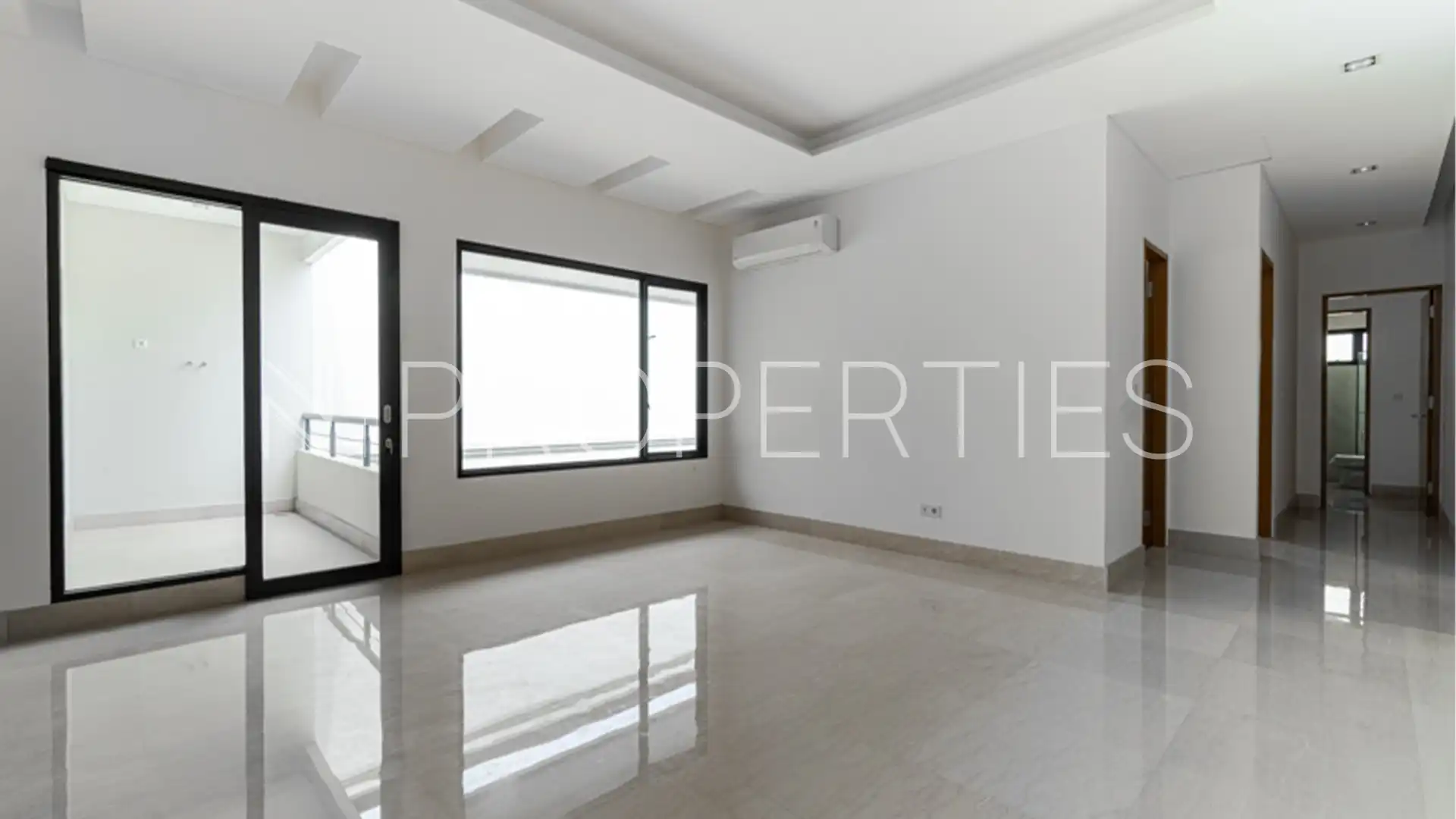 Kemang Selatan-4BR-Second Living Room Large 4BR House at Kemang Selatan