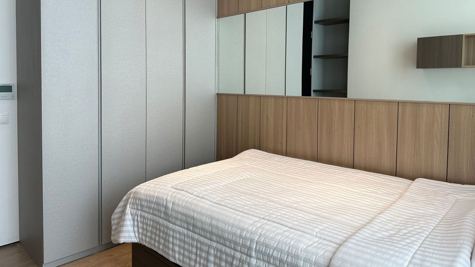 La Vie – Compact 2BR CBD Apartment