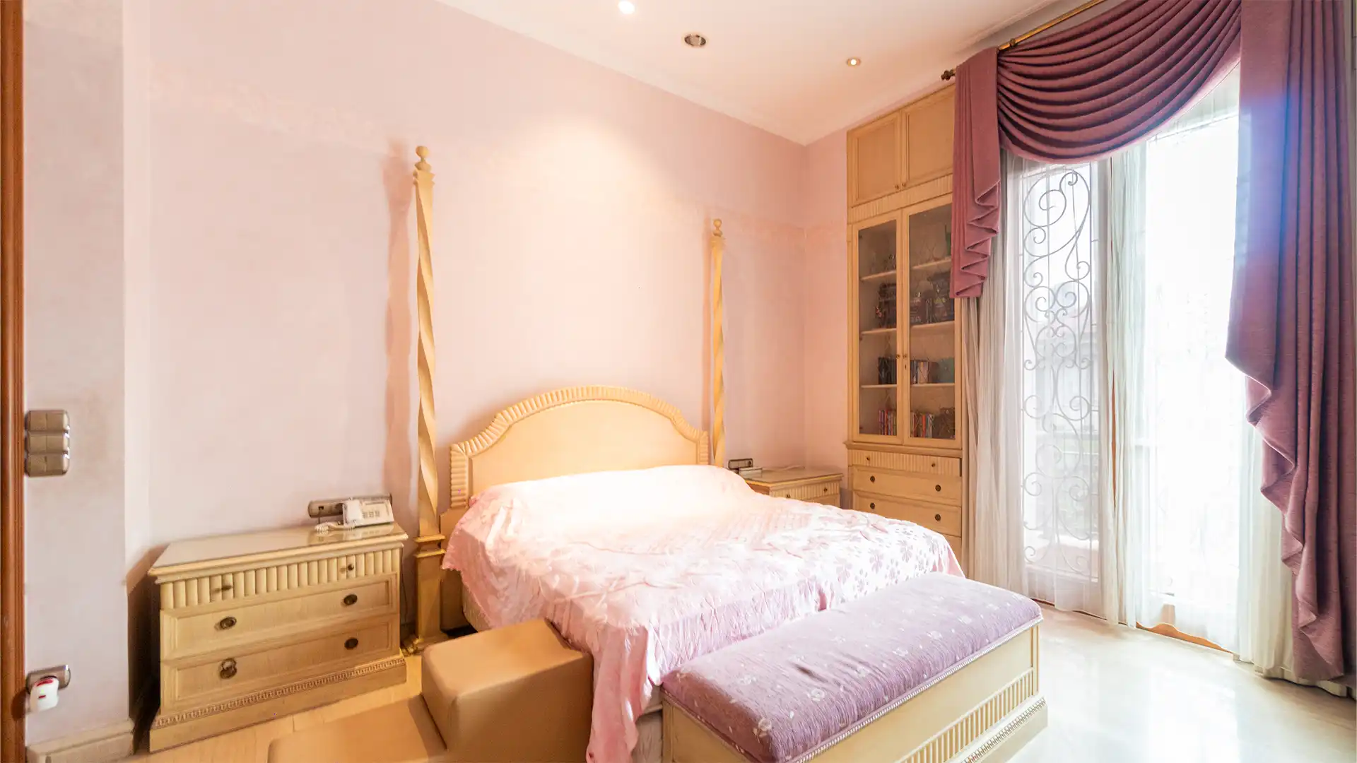 MTGS-5BR-Bedroom 2 Estate-Scale House Residence in Menteng