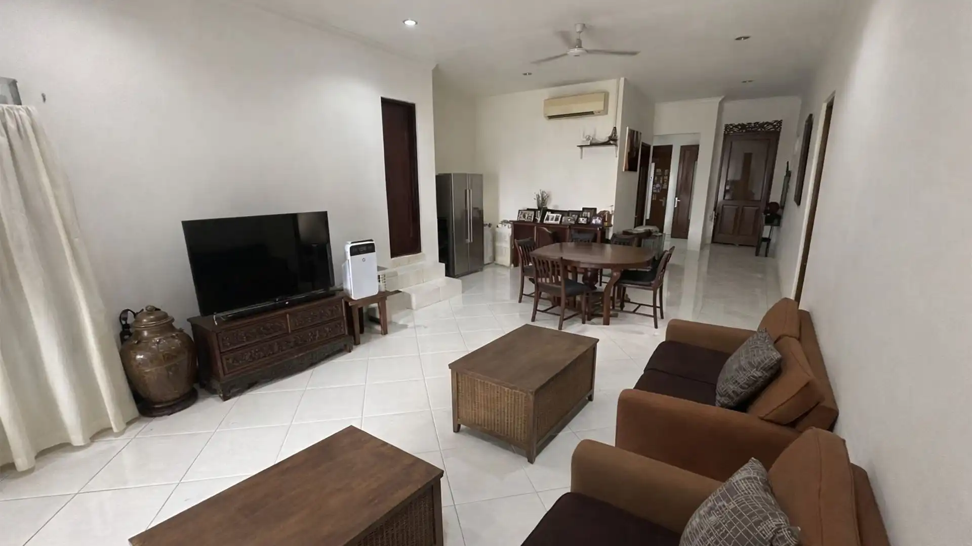 Nusa Indah No.12-10BR-Family Room & Dining Area Expansive and Luxury Residence – Nusa Indah Cipete