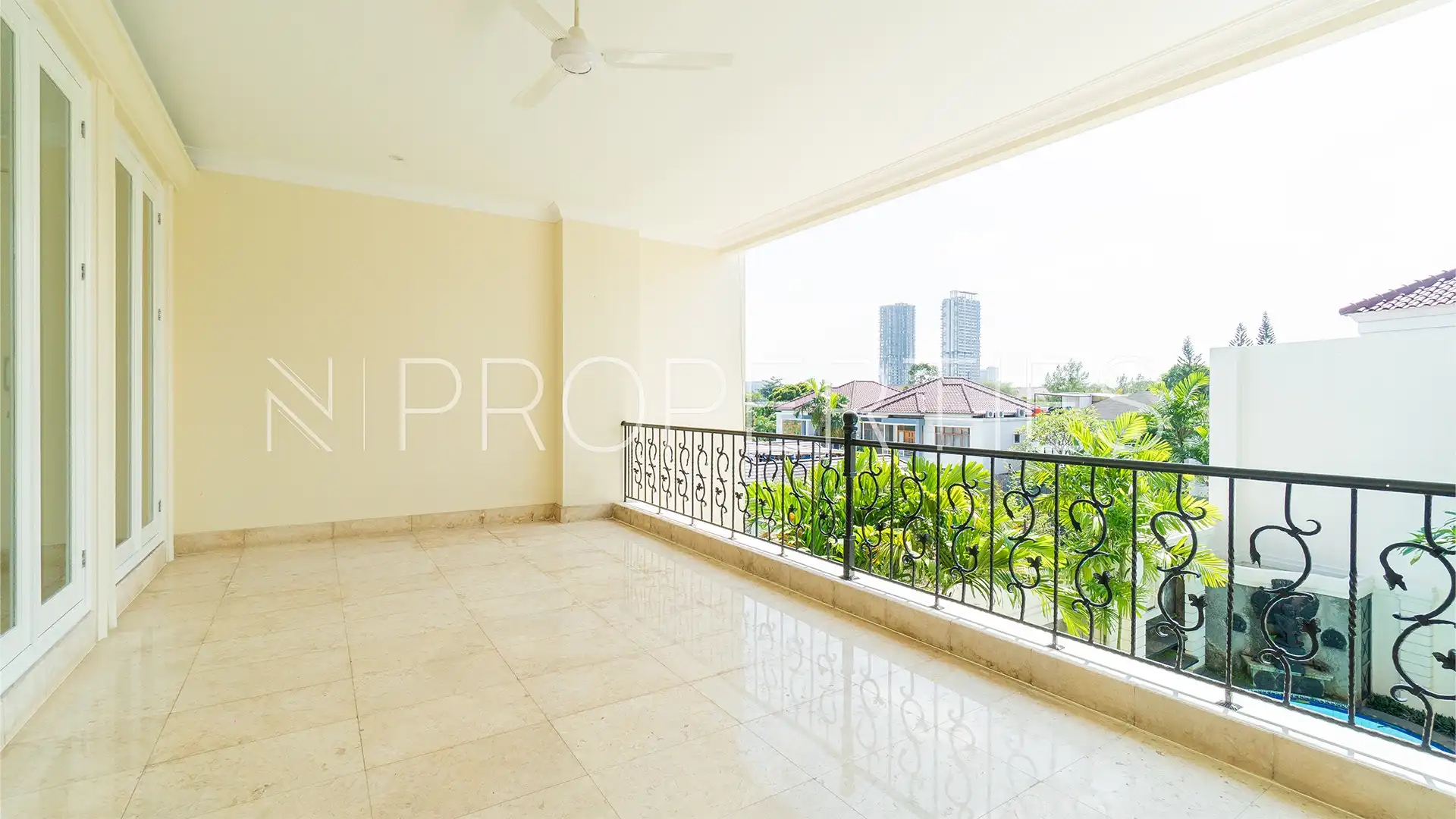 Spacious Private House – Penta 1 Residence