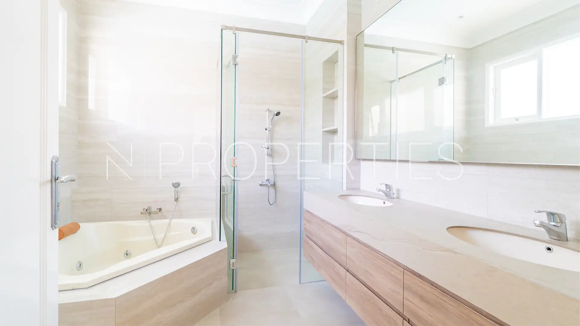 Spacious Private House – Penta 1 Residence