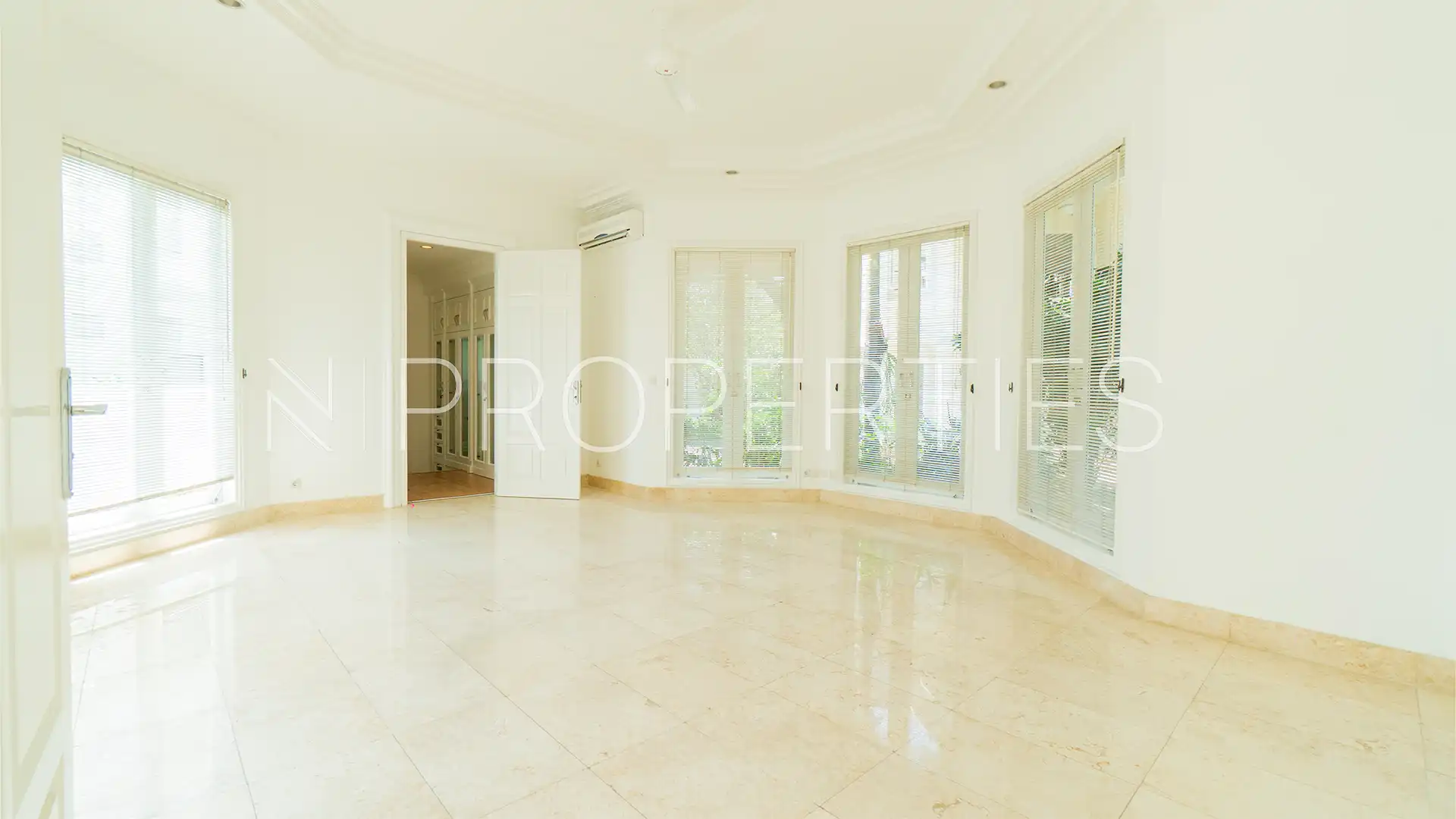 Spacious Private House – Penta 1 Residence