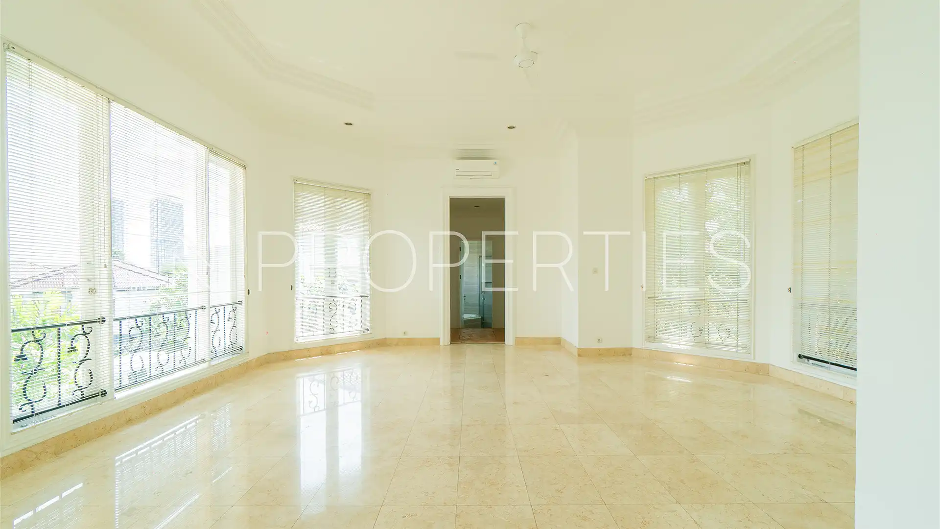 Spacious Private House – Penta 1 Residence
