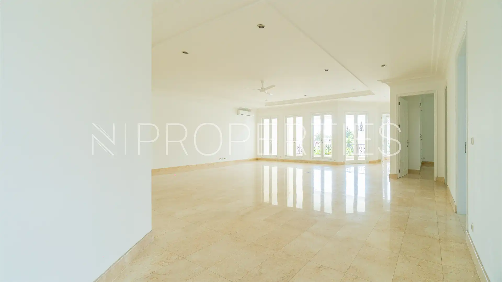Spacious Private House – Penta 1 Residence