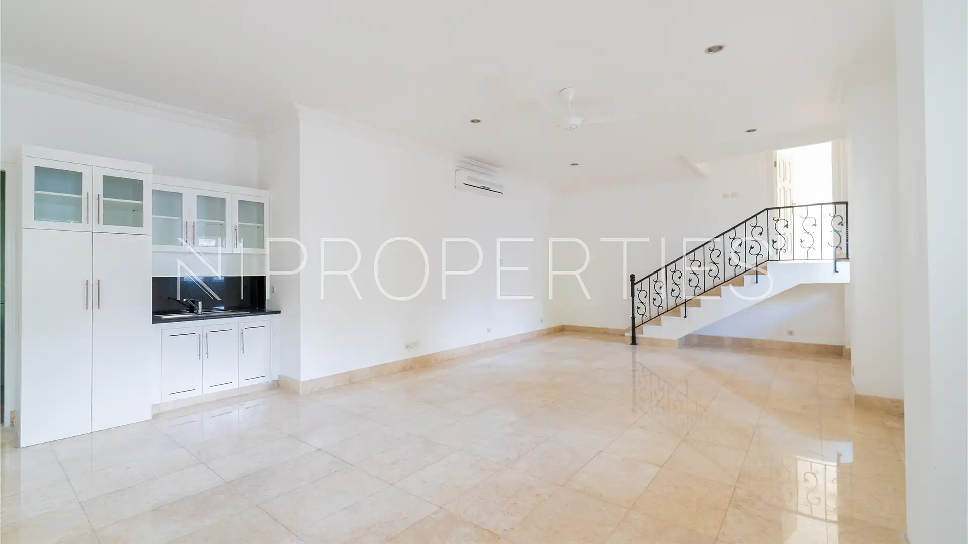 Spacious Private House – Penta 1 Residence
