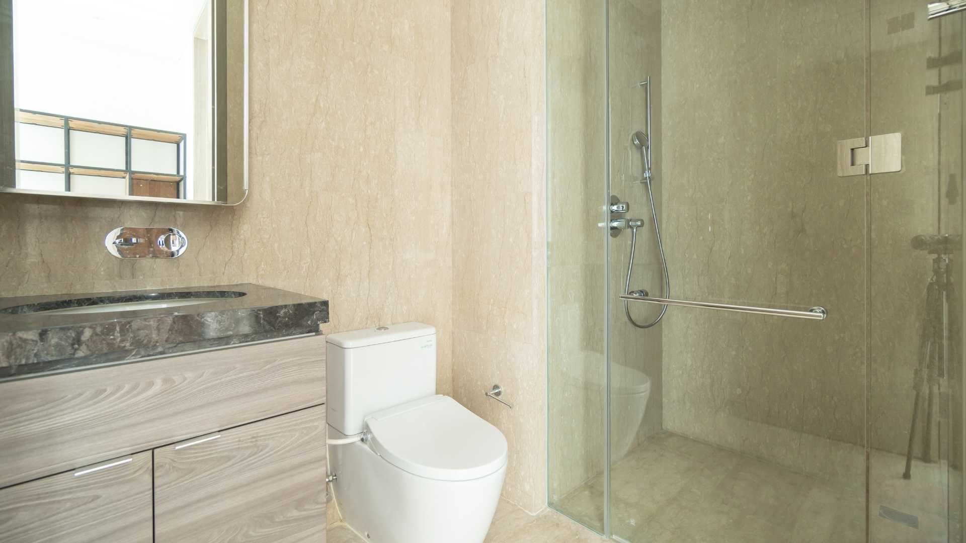 Verde Two – Elegant City Living Apartment