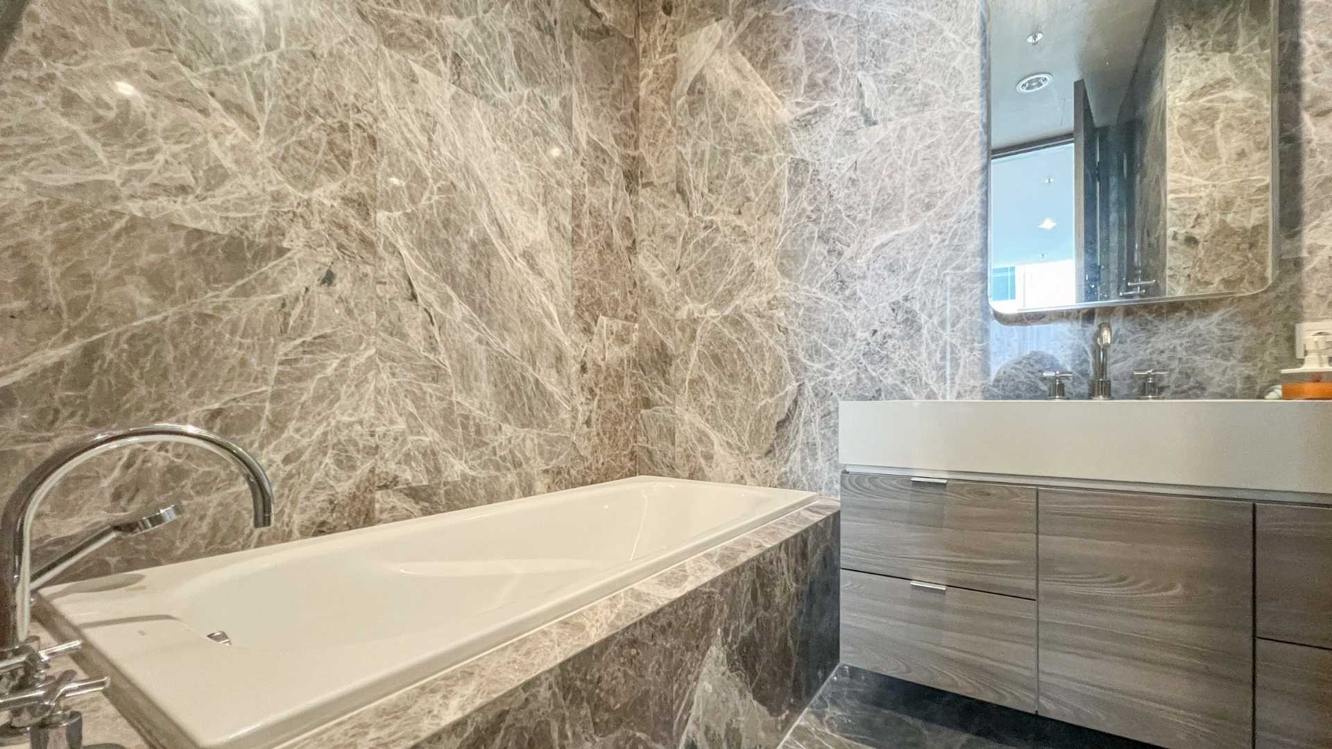 Signature 3BR Residence at Verde Two