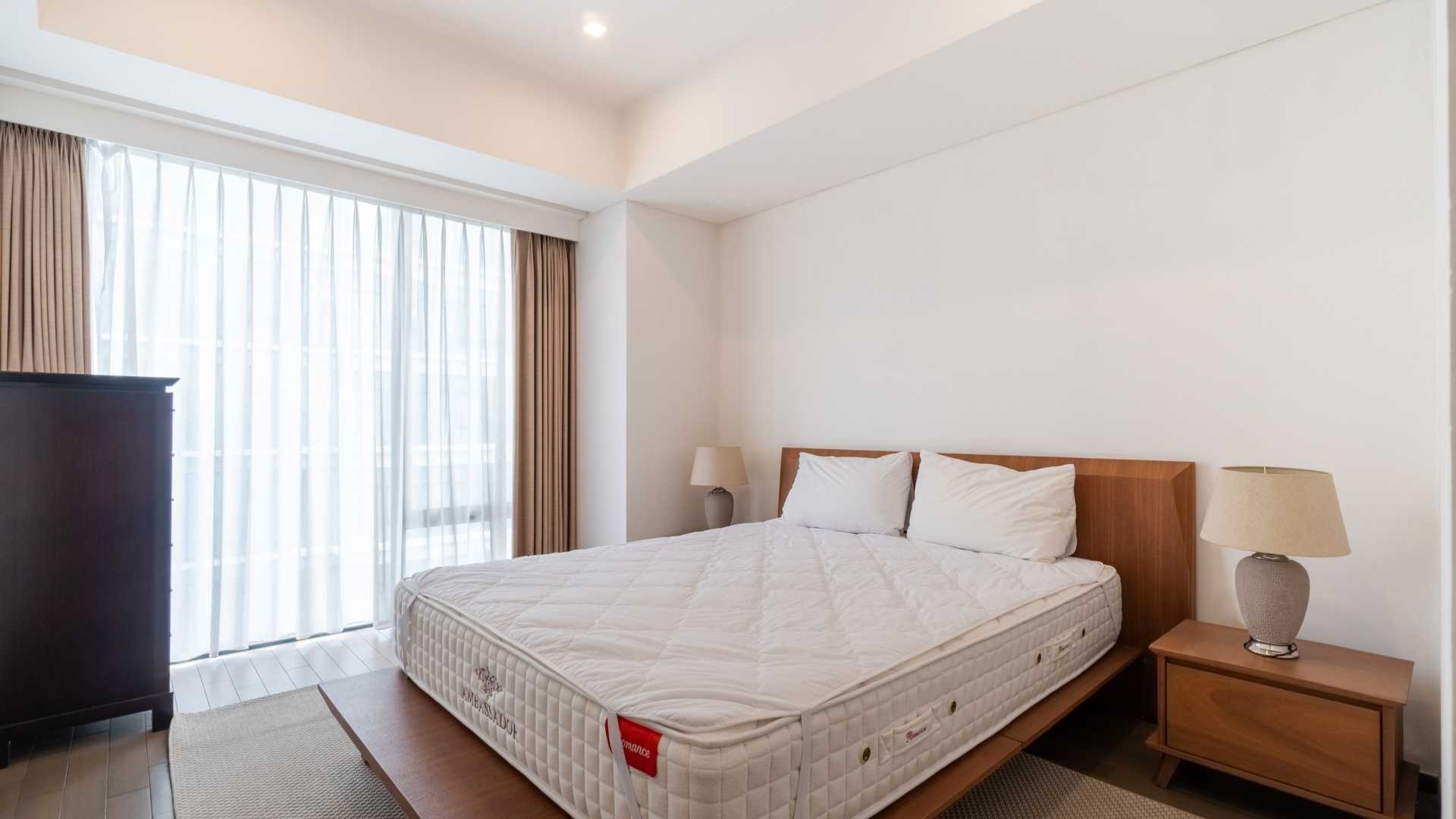 Two Verde Terraverde-3BR-Bedroom window (1)