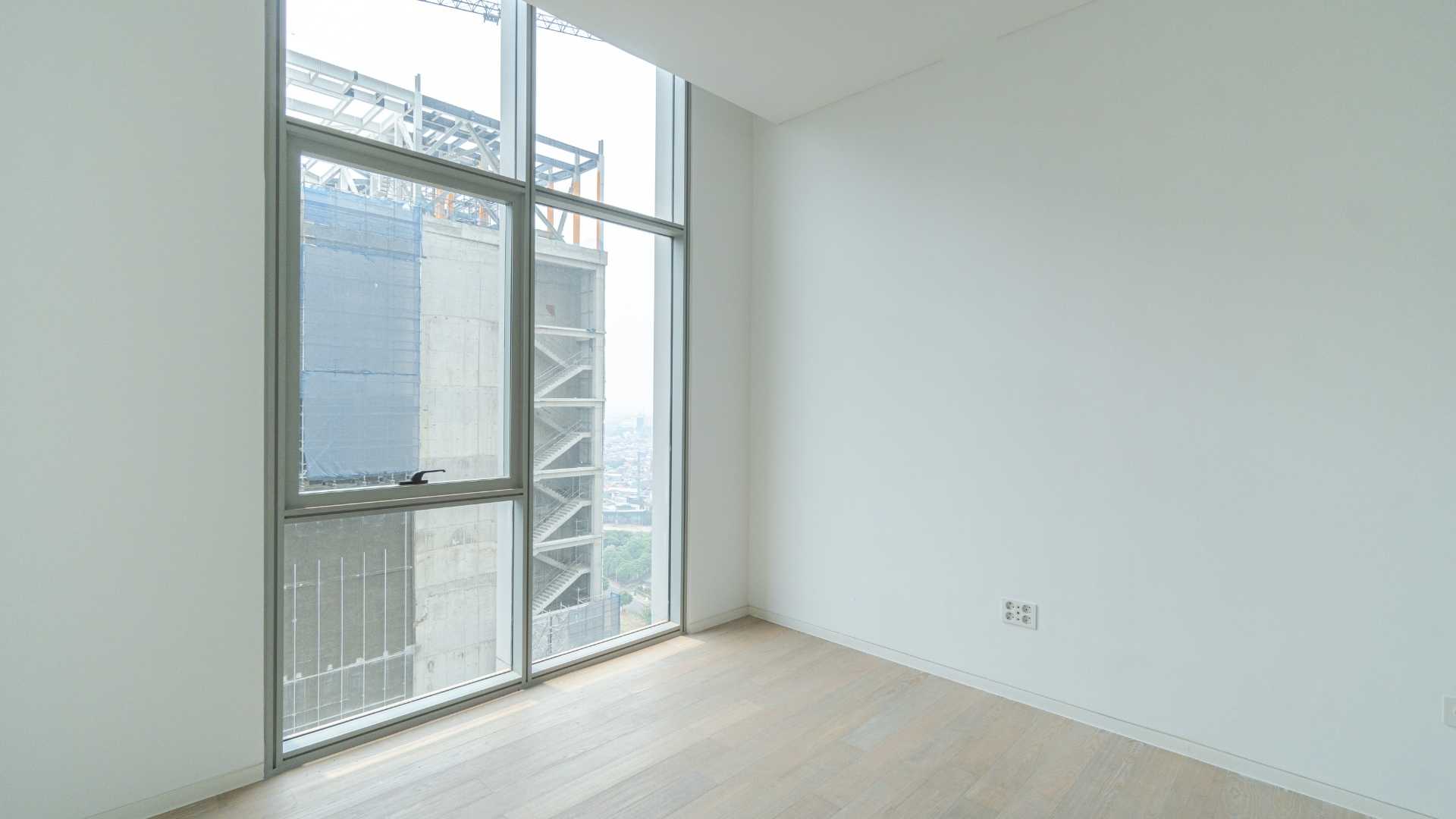 Executive-Grade 3BR Living at Verde Two