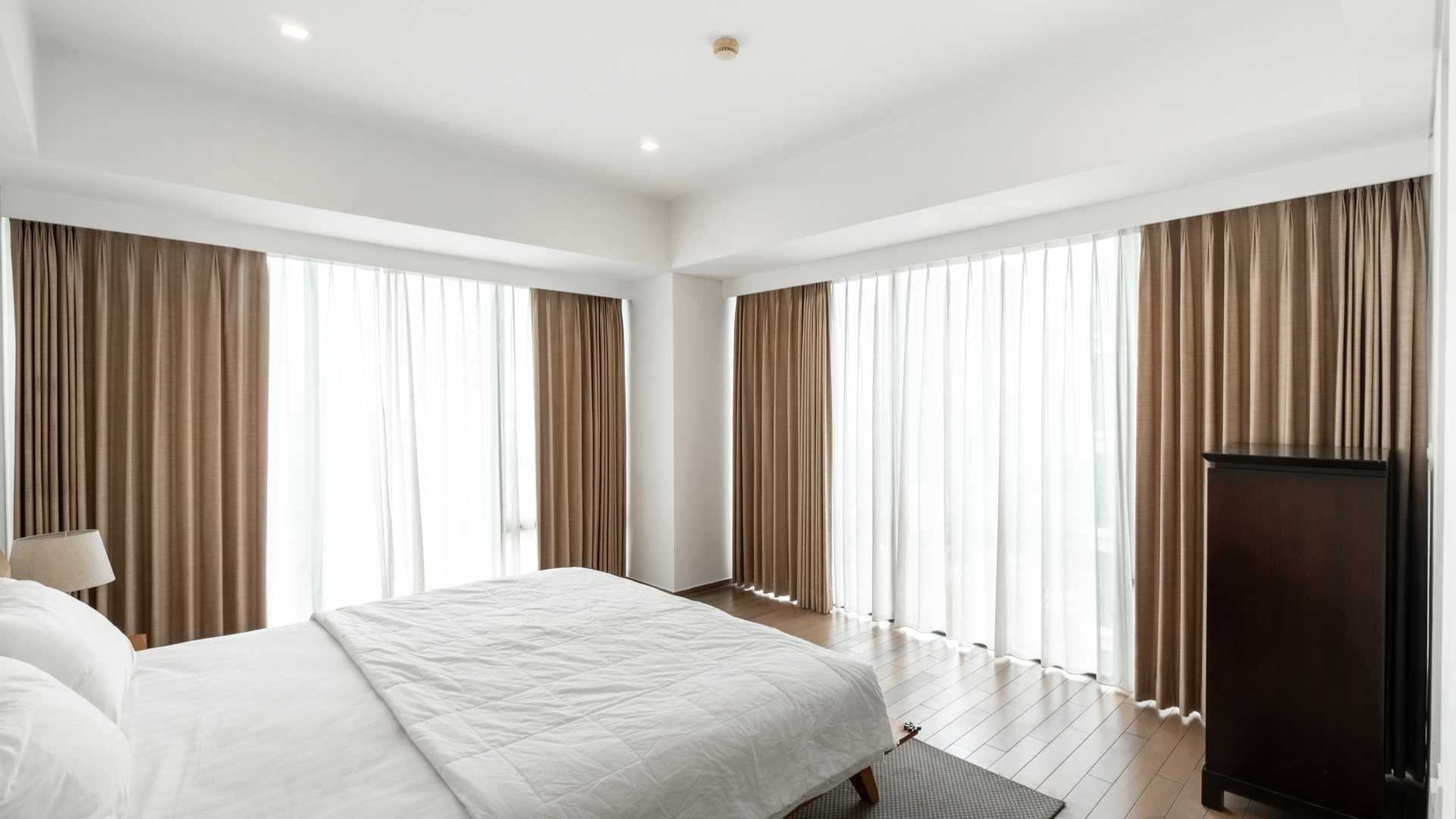 Two Verde Terraverde-3BR-Bedroom window view