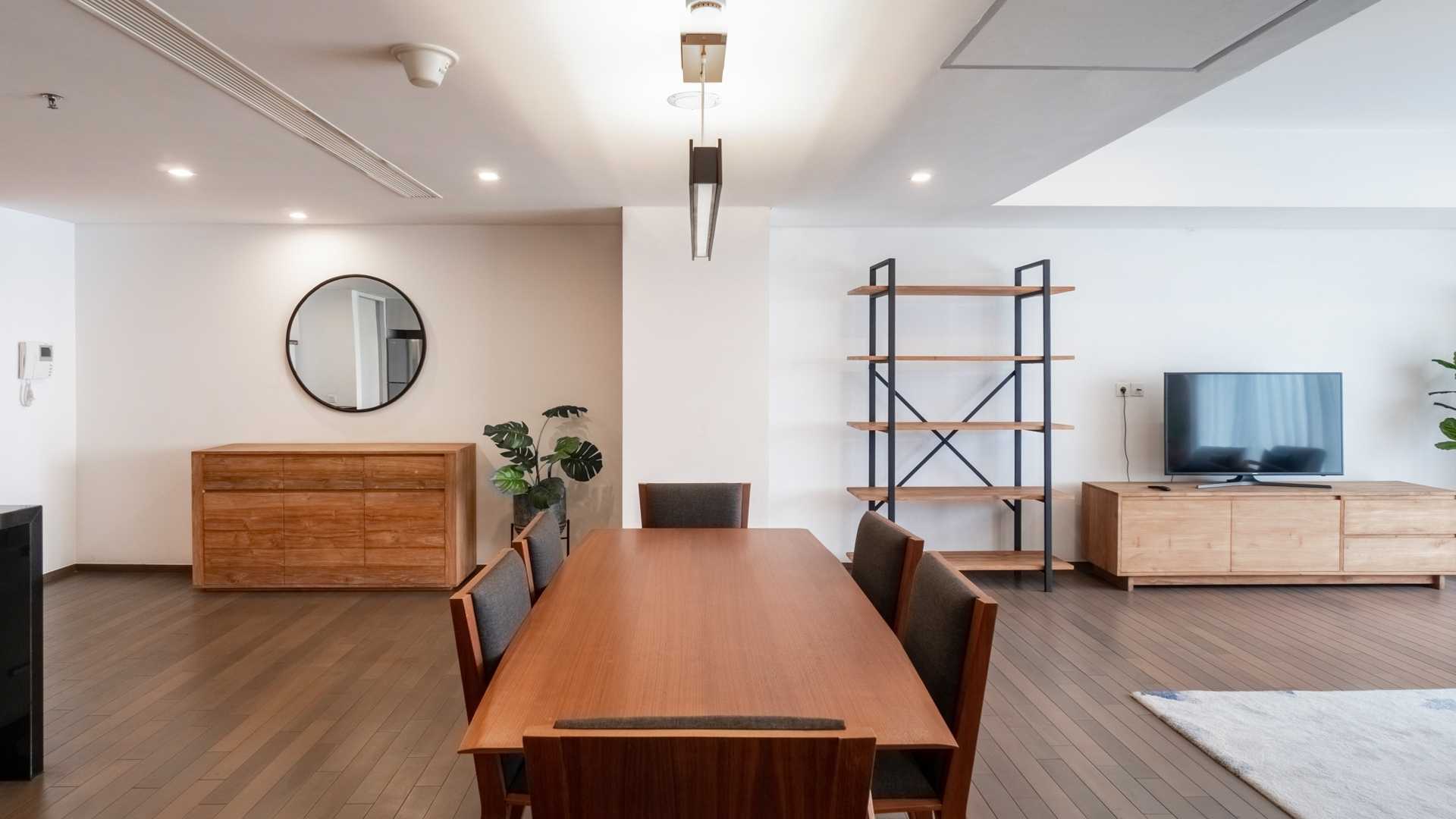 Two Verde Terraverde-3BR-Dining area