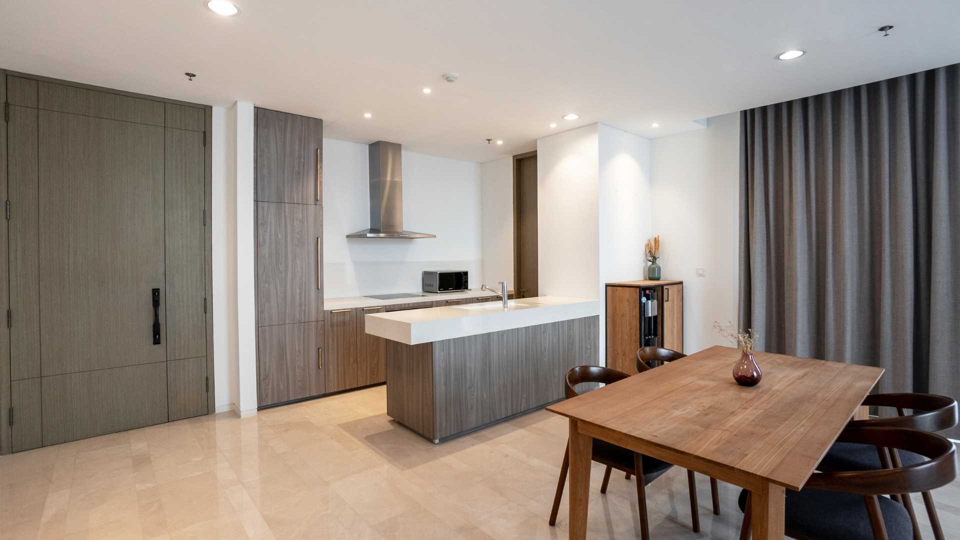 Executive 2BR Living at Verde Two