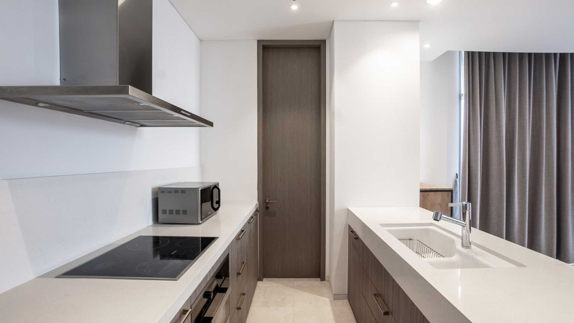 Executive 2BR Living at Verde Two