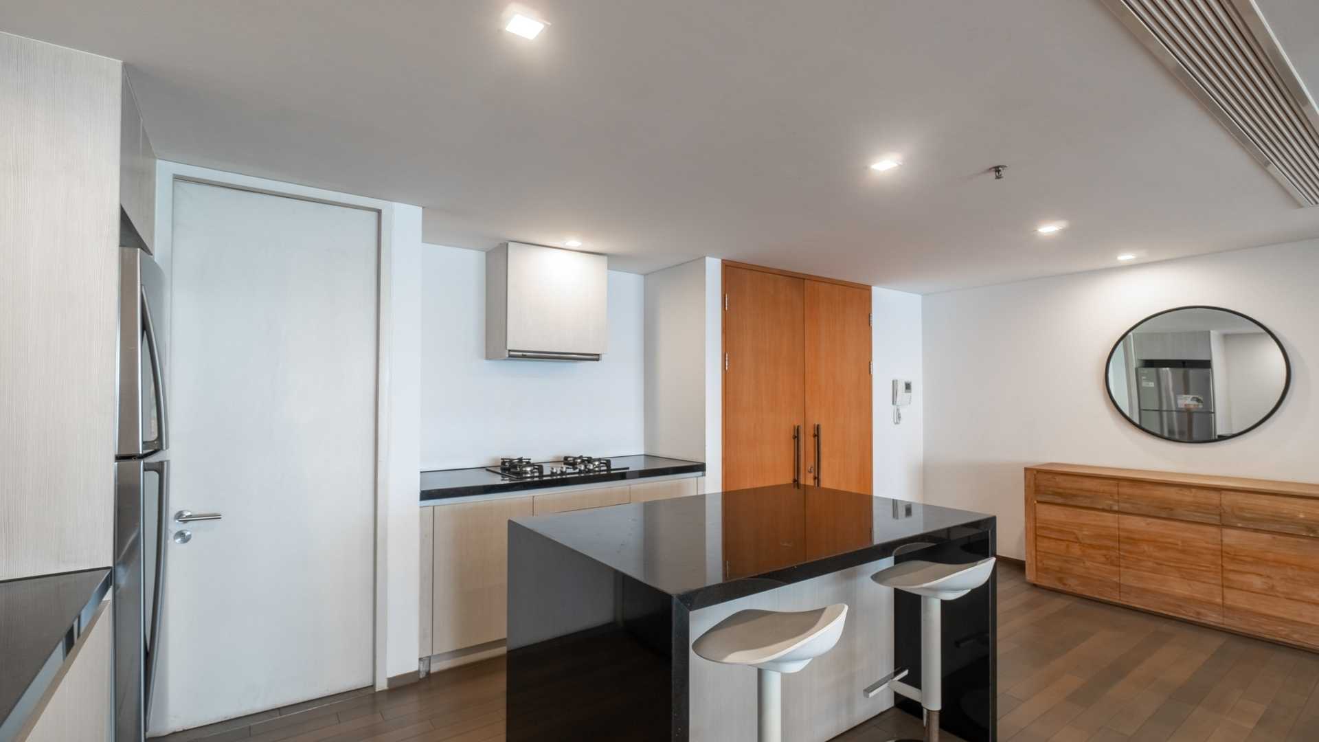 Two Verde Terraverde-3BR-Kitchen